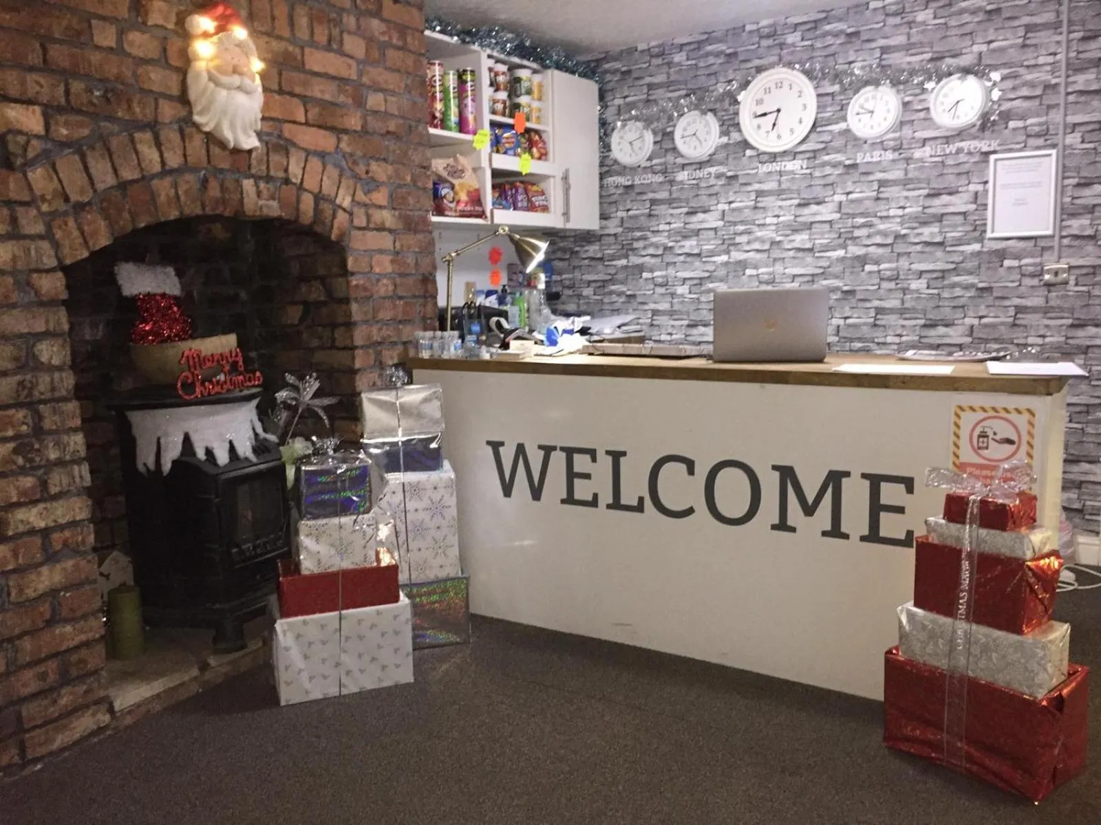 Lobby or reception in Queens Guesthouse Manchester