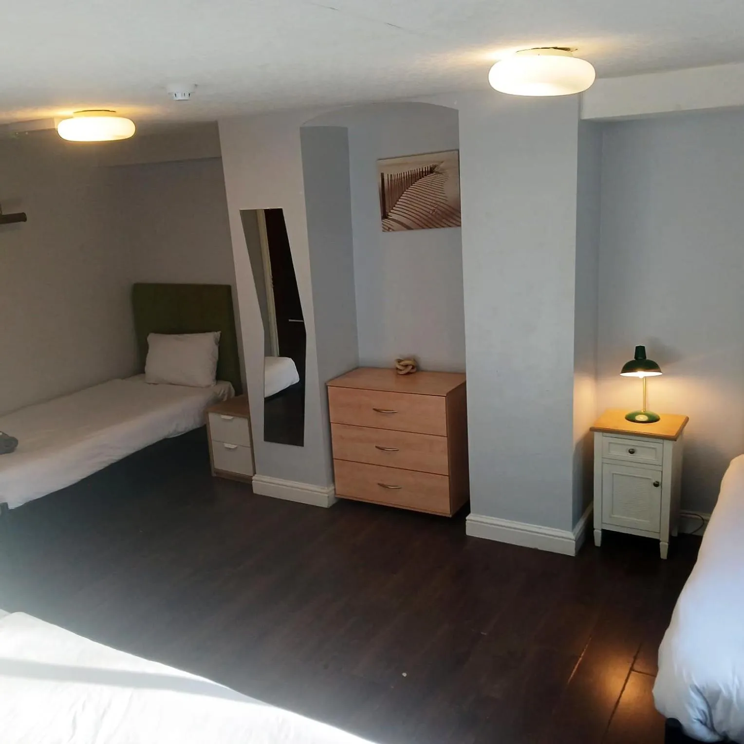 Bedroom, Bed in Queens Guesthouse Manchester