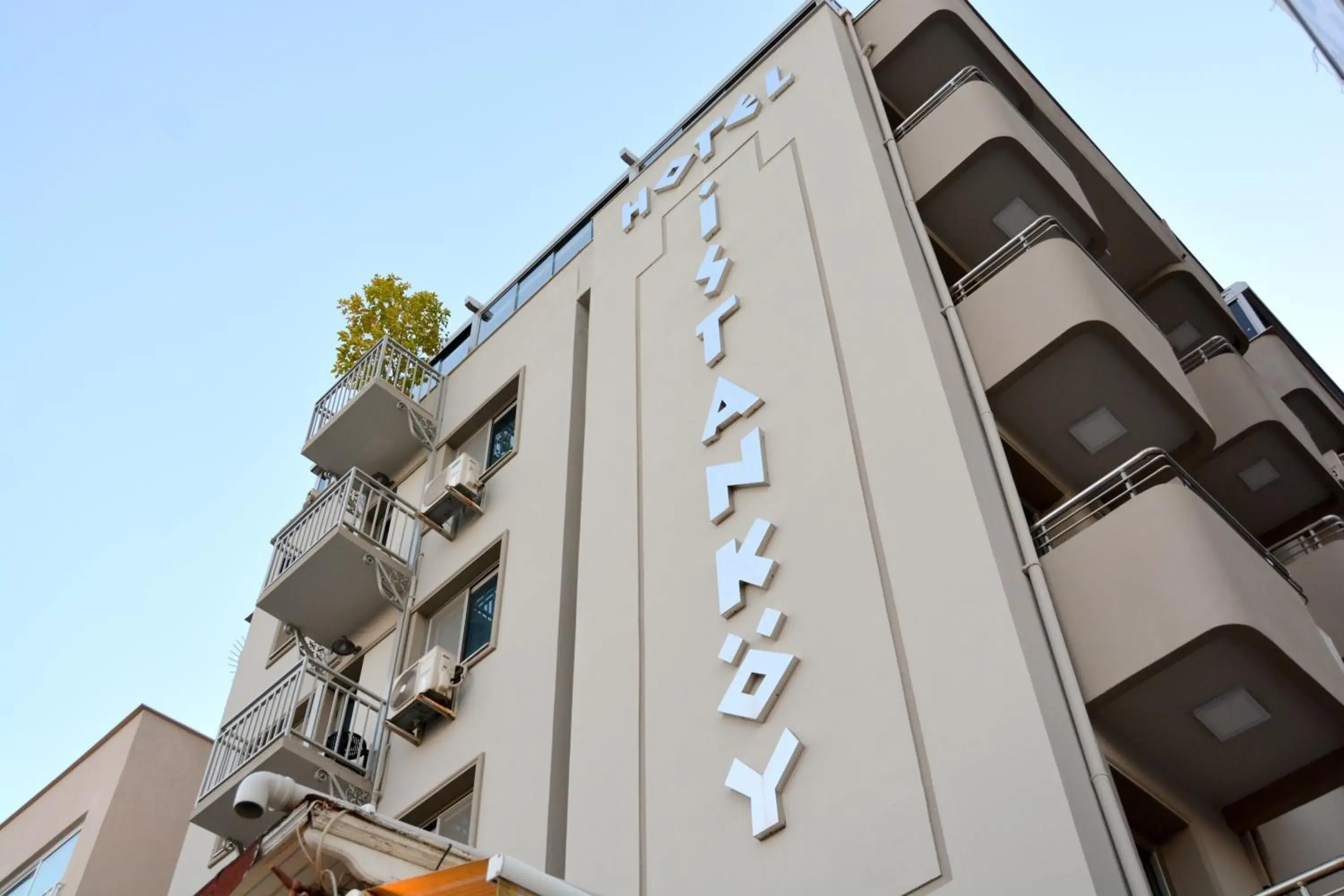Property building in Istankoy Hotel Property building in Istankoy Hotel