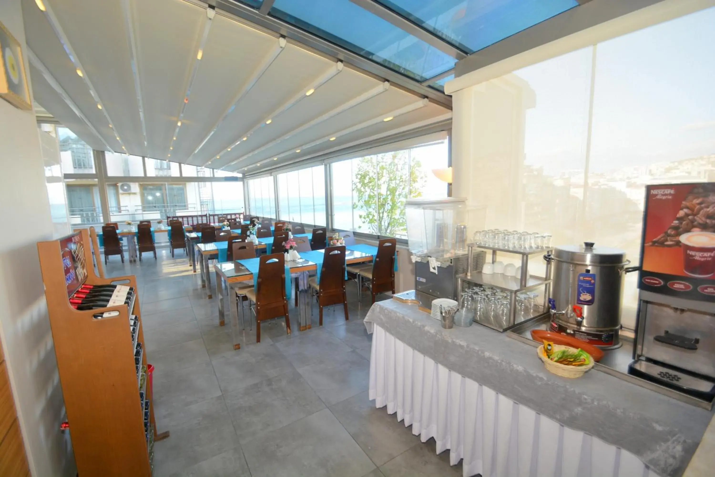 Restaurant/places to eat in Istankoy Hotel Restaurant/places to eat in Istankoy Hotel