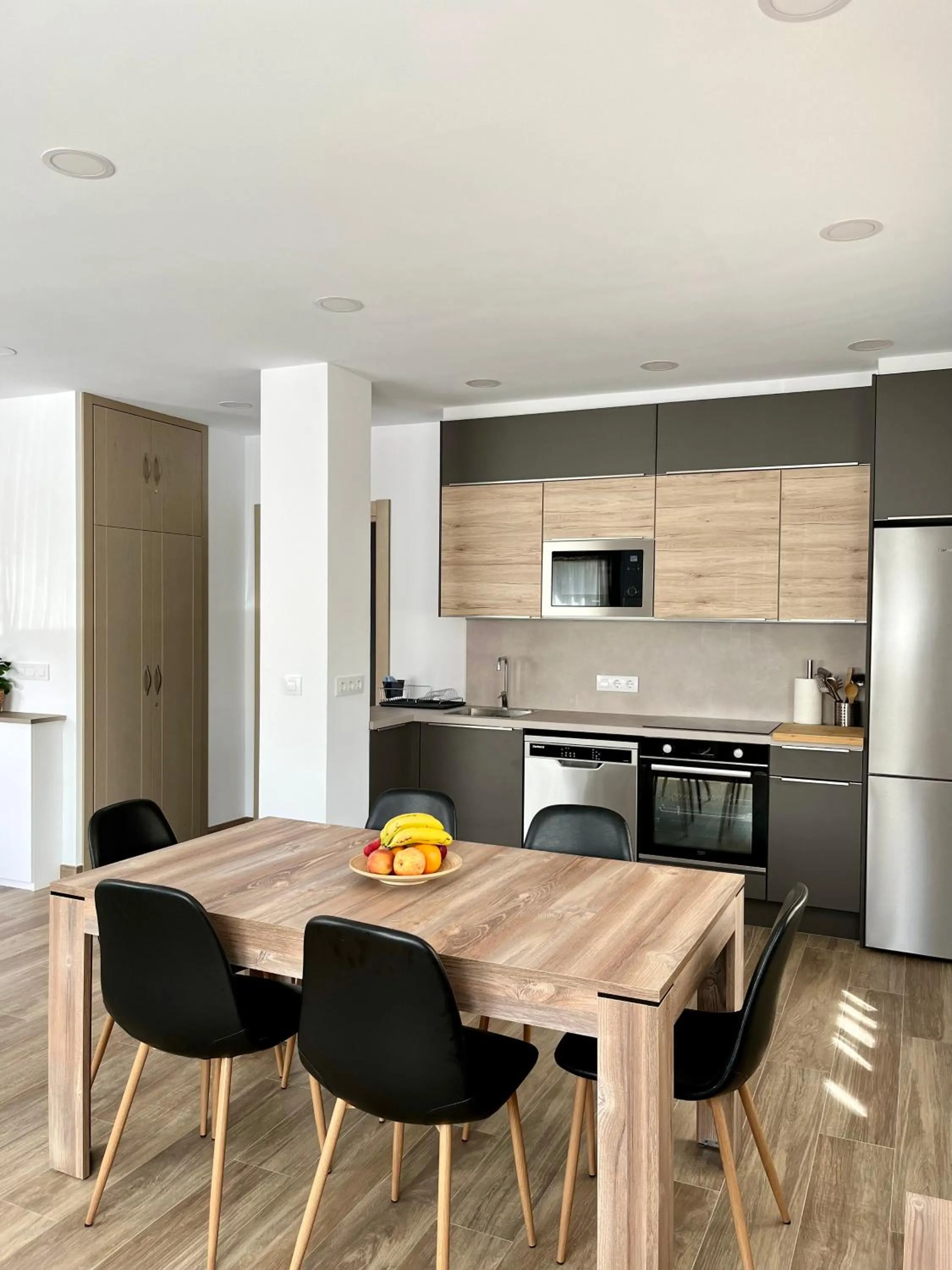 Kitchen or kitchenette in Apartamentos Valbuena