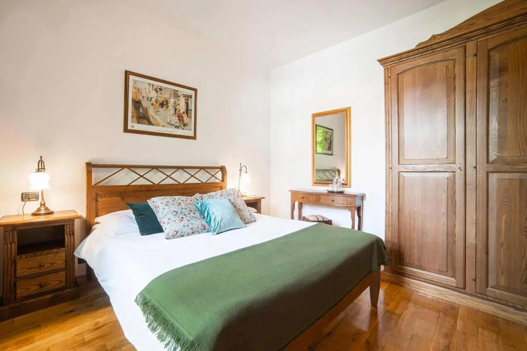 Premium Double Room in Aparthotel Hornigold "W Zielonej Kamienicy" Premium Double Room in Aparthotel Hornigold "W Zielonej Kamienicy"