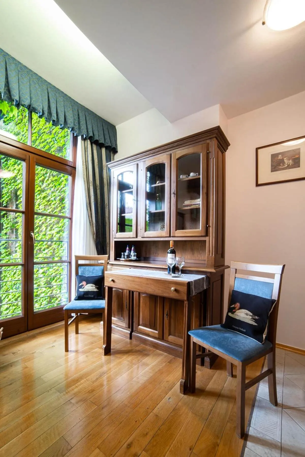 Photo of the whole room in Aparthotel Hornigold "W Zielonej Kamienicy"