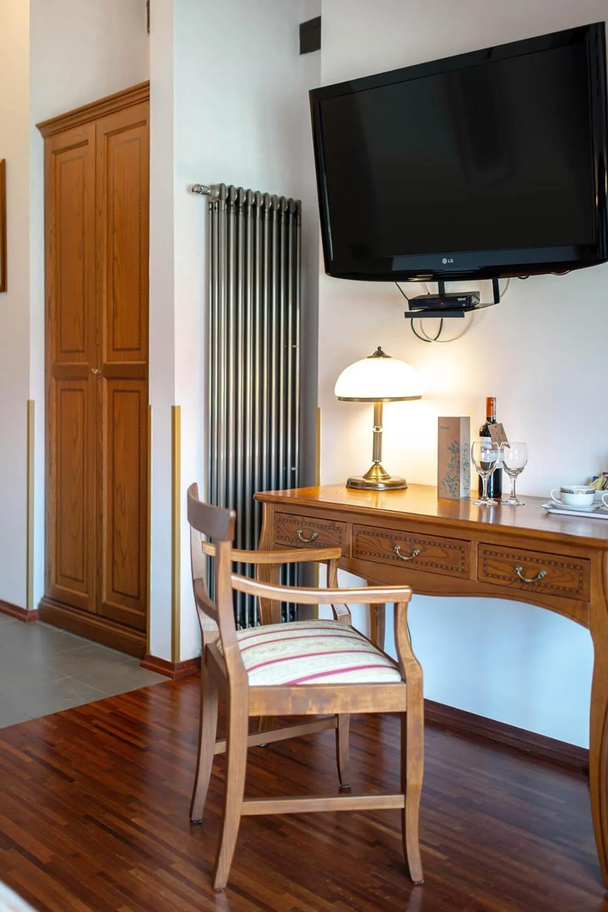 Photo of the whole room in Aparthotel Hornigold "W Zielonej Kamienicy"