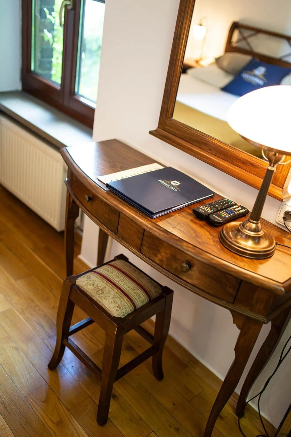 Photo of the whole room in Aparthotel Hornigold "W Zielonej Kamienicy"