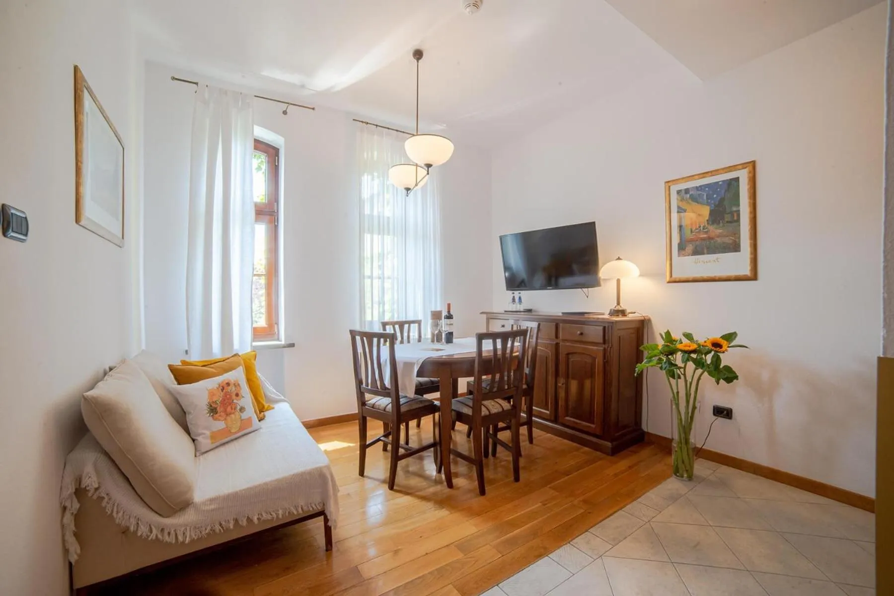 Photo of the whole room in Aparthotel Hornigold "W Zielonej Kamienicy"