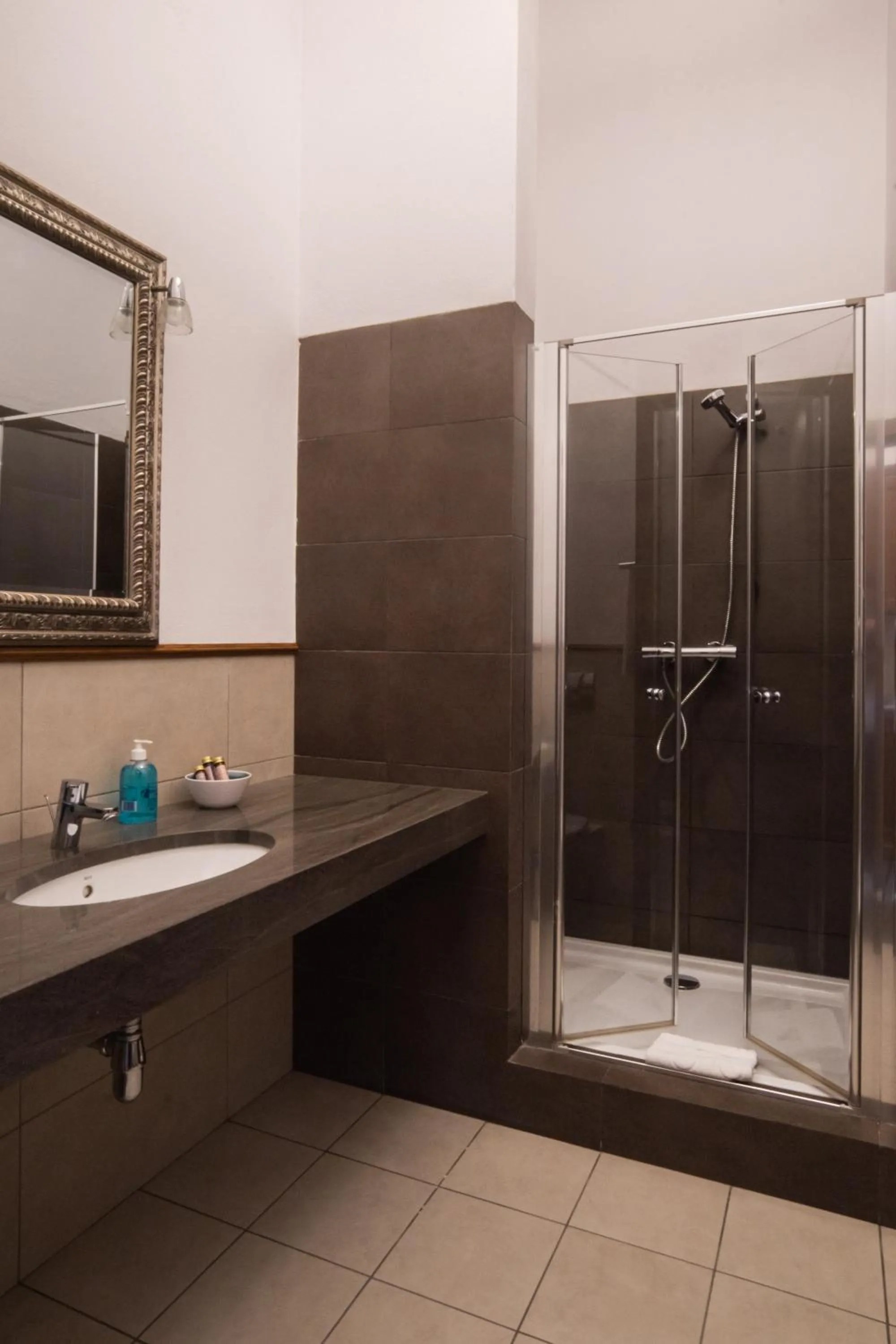 Bathroom in Aparthotel Hornigold "W Zielonej Kamienicy"