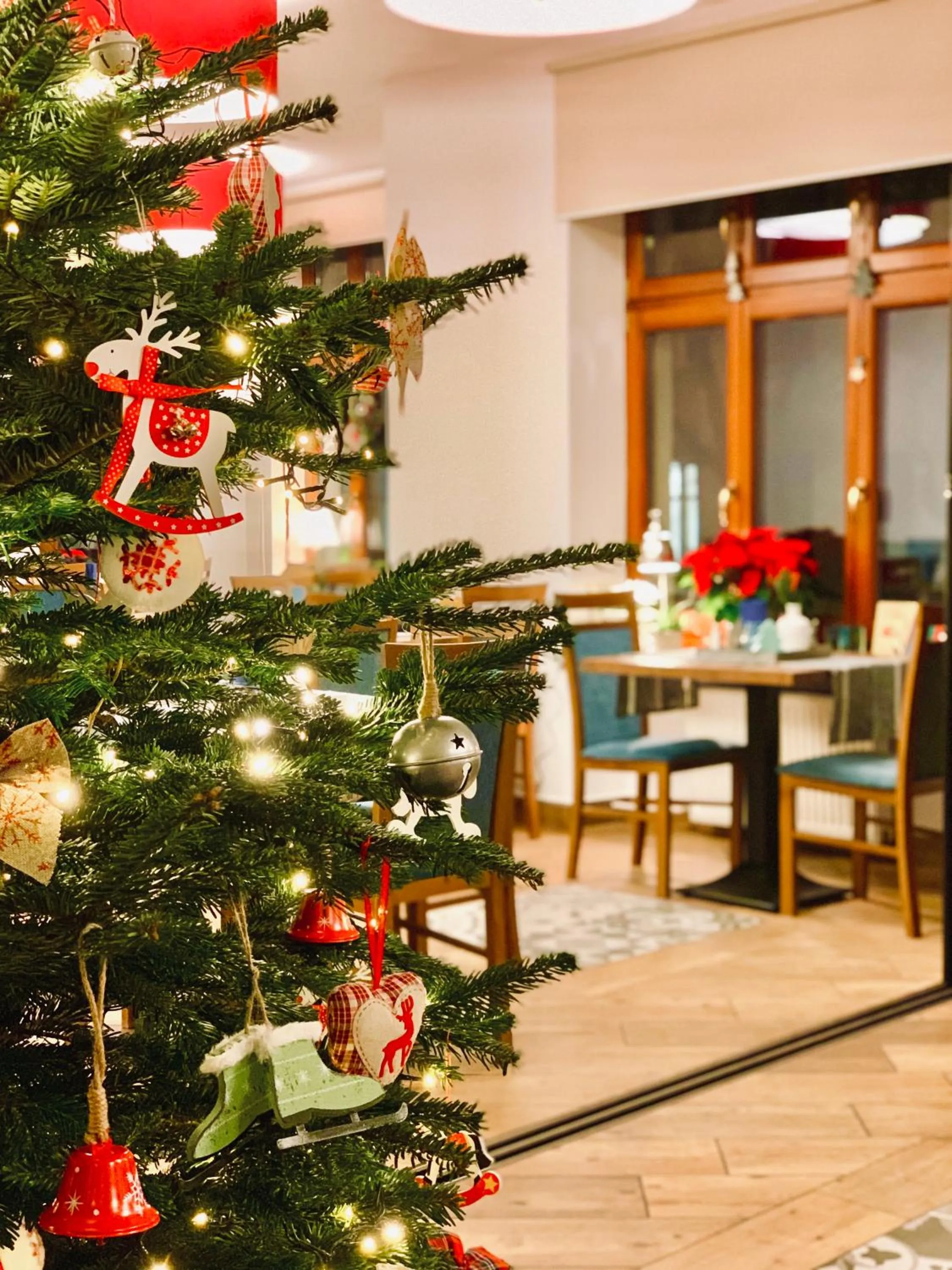 Restaurant/places to eat in Aparthotel Hornigold "W Zielonej Kamienicy"