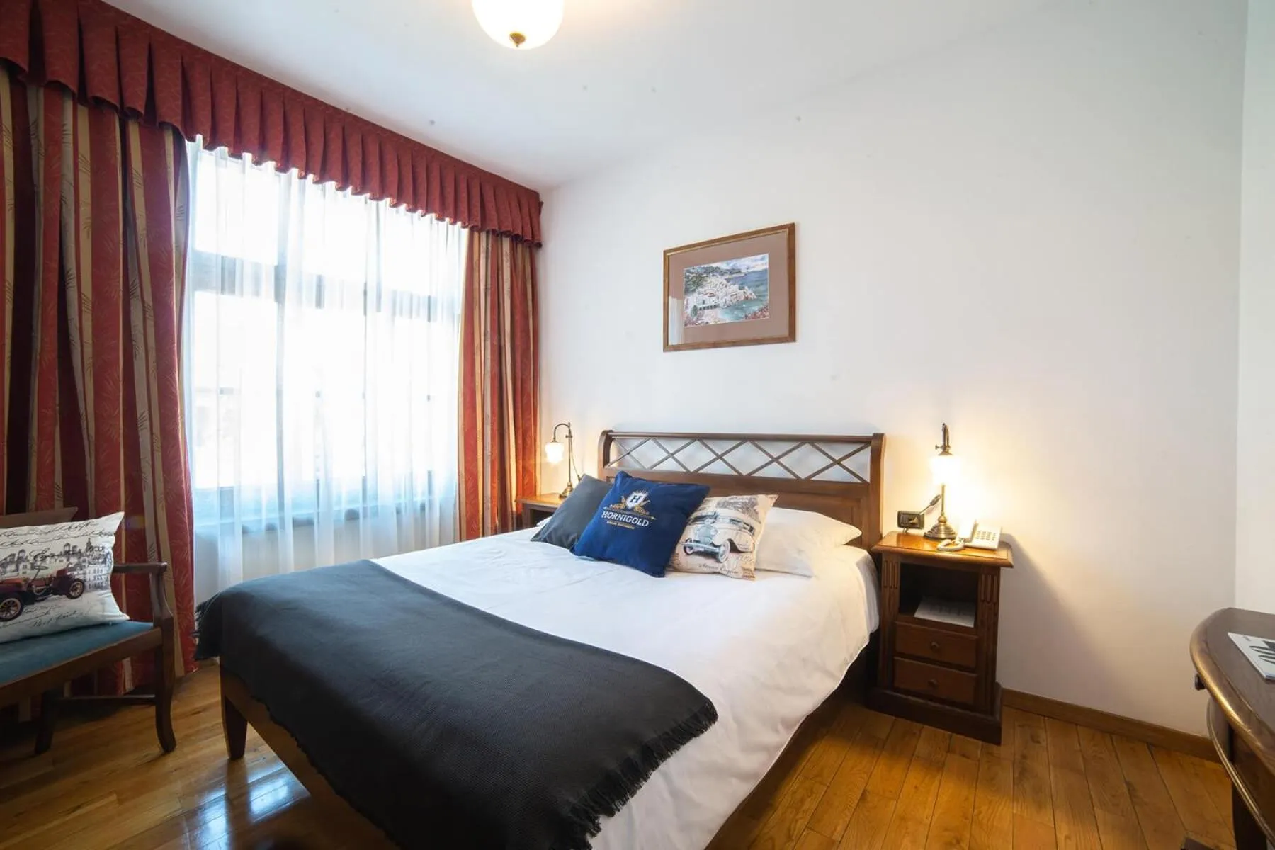 Bed in Aparthotel Hornigold "W Zielonej Kamienicy"