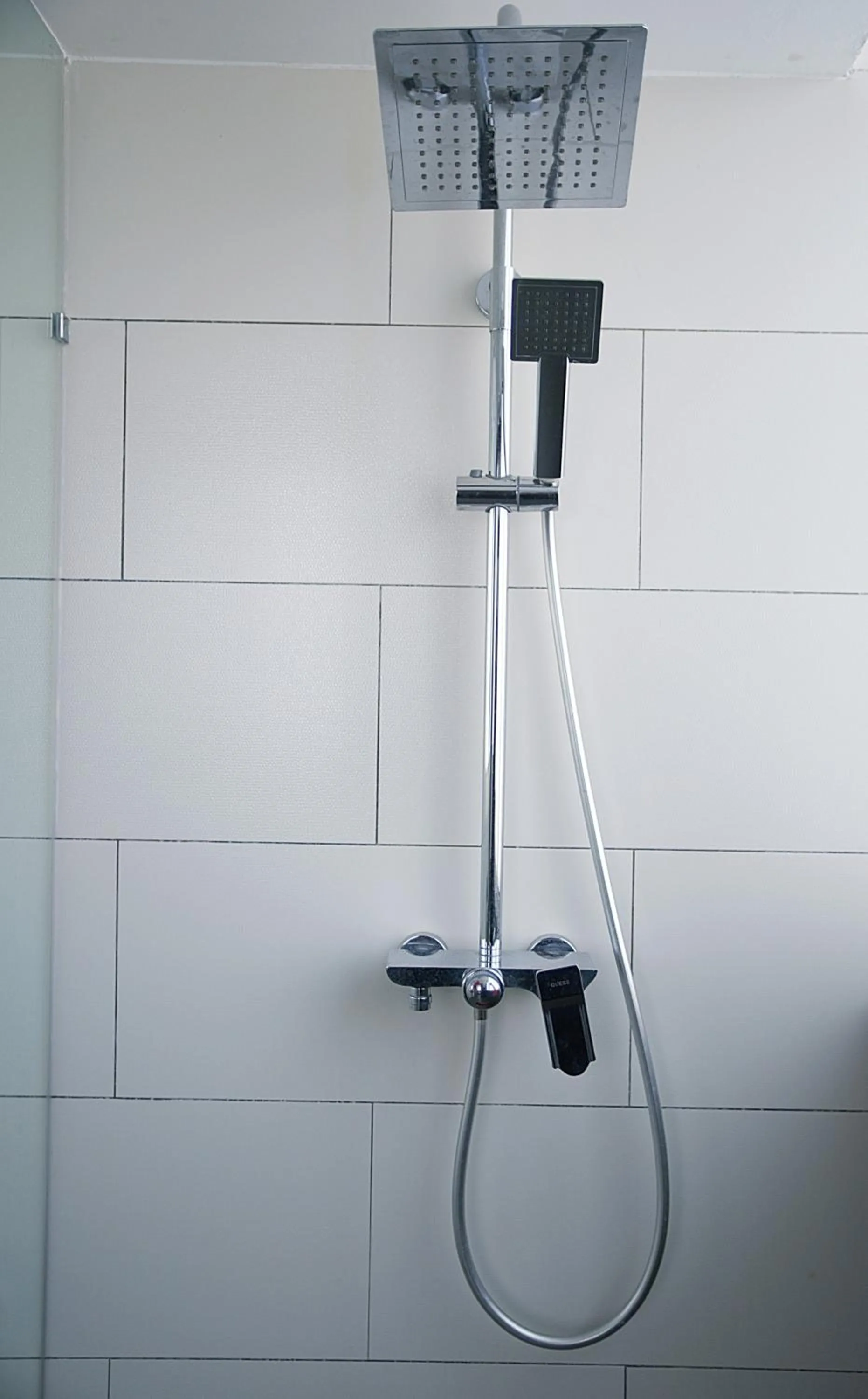 Shower in G5 HOTEL AND SERVICED APARTMENT