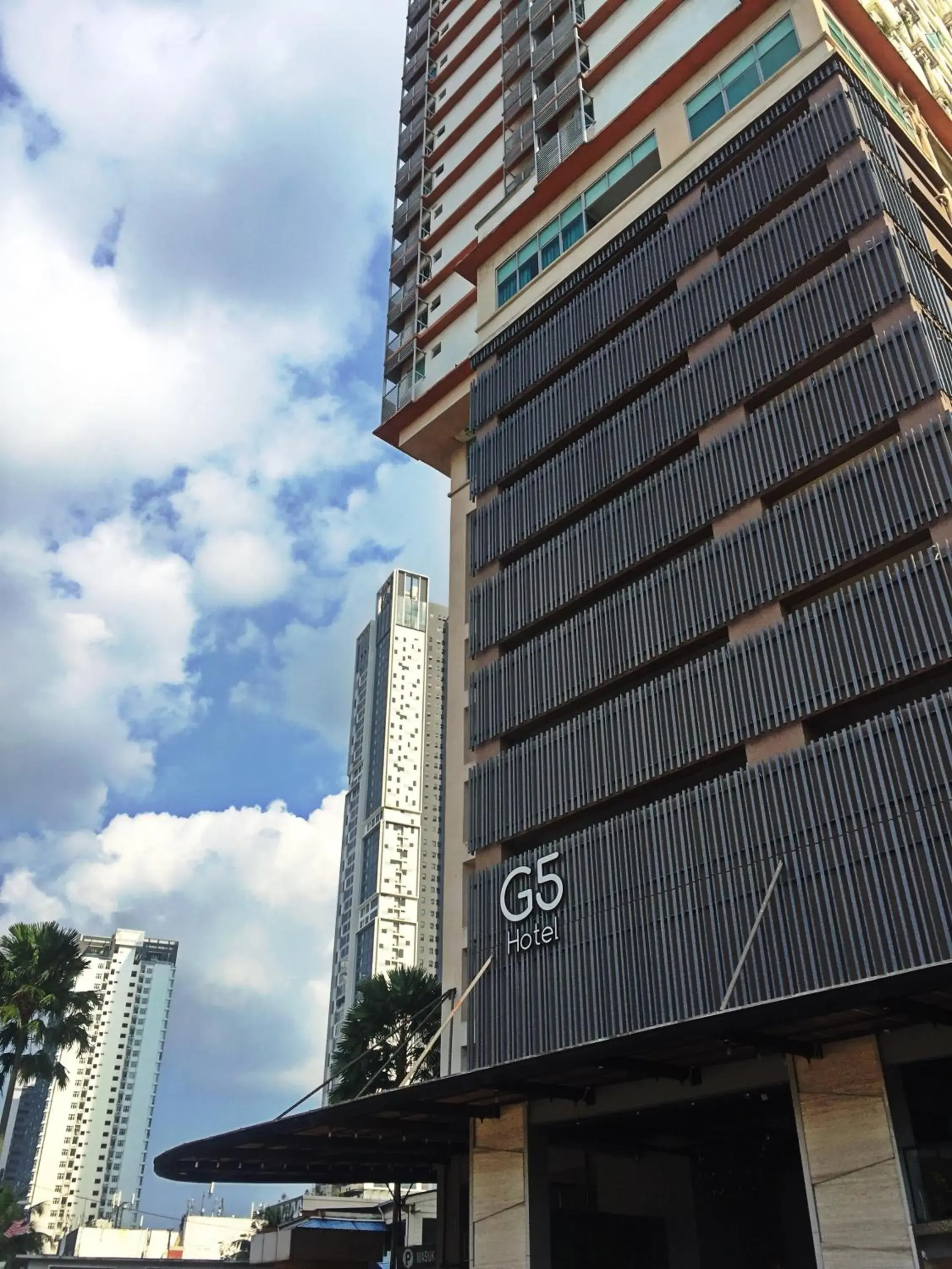 Property building in G5 HOTEL AND SERVICED APARTMENT Property building in G5 HOTEL AND SERVICED APARTMENT