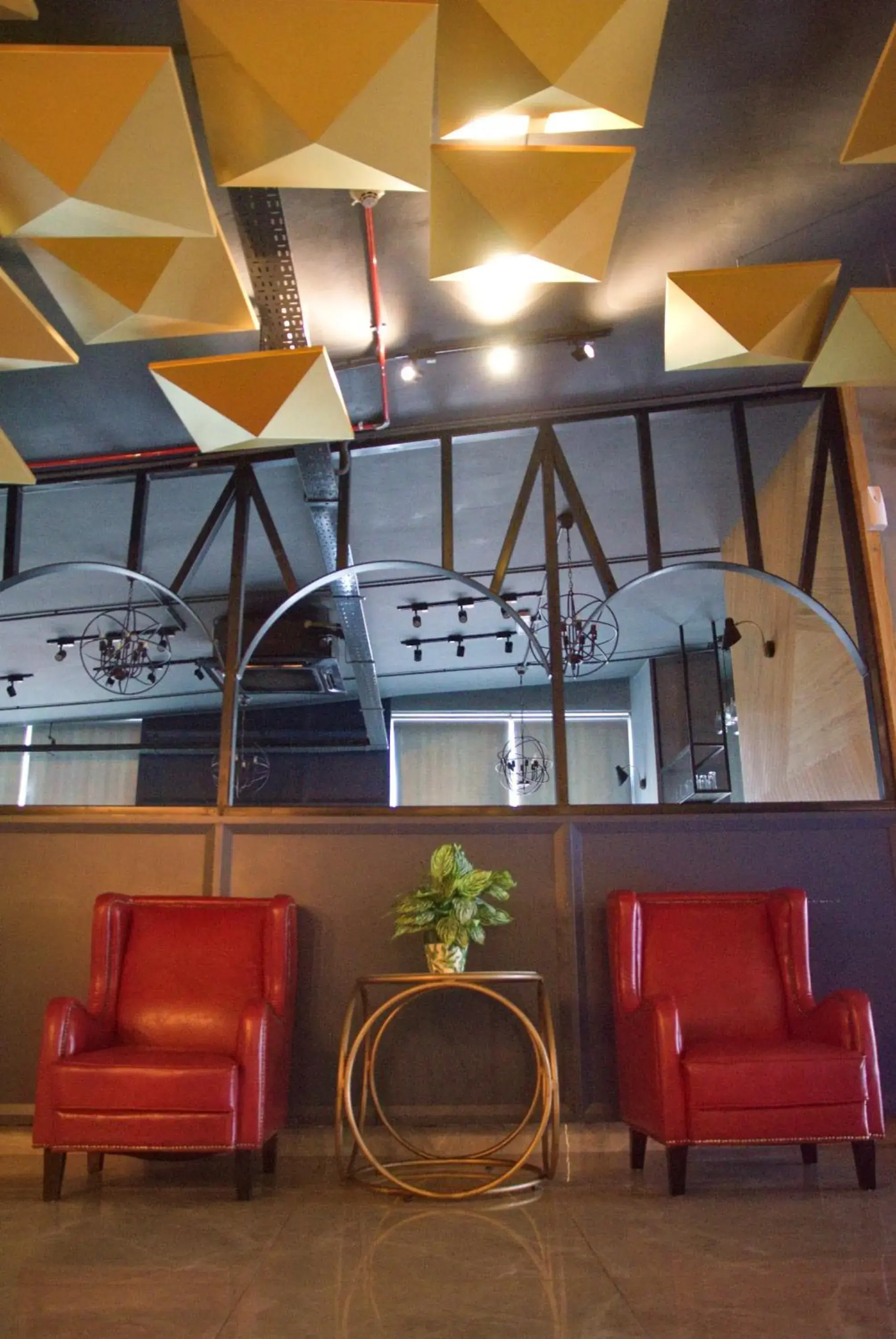 Lobby or reception in G5 HOTEL AND SERVICED APARTMENT Lobby or reception in G5 HOTEL AND SERVICED APARTMENT