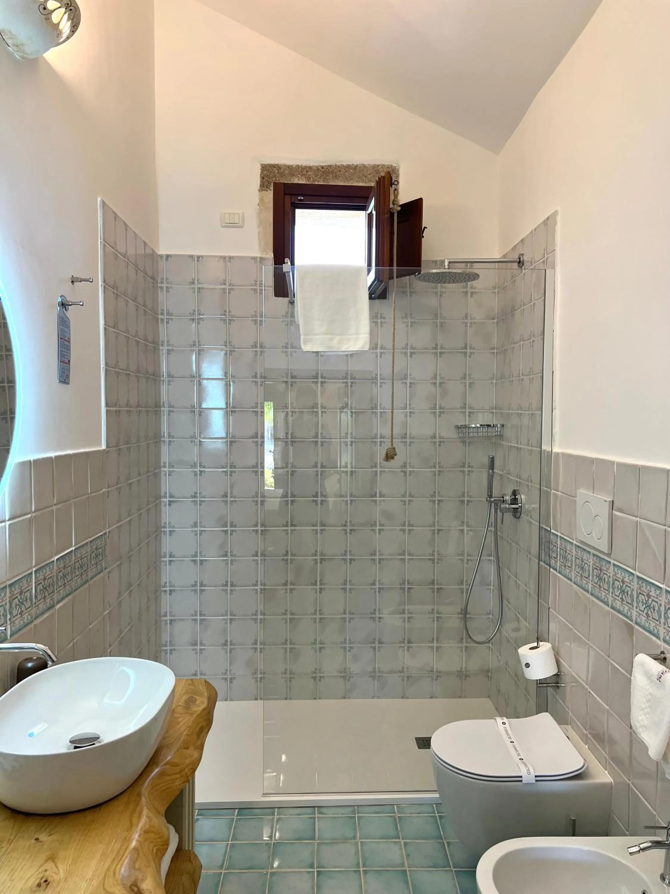 Bathroom in Masseria Casina Montana