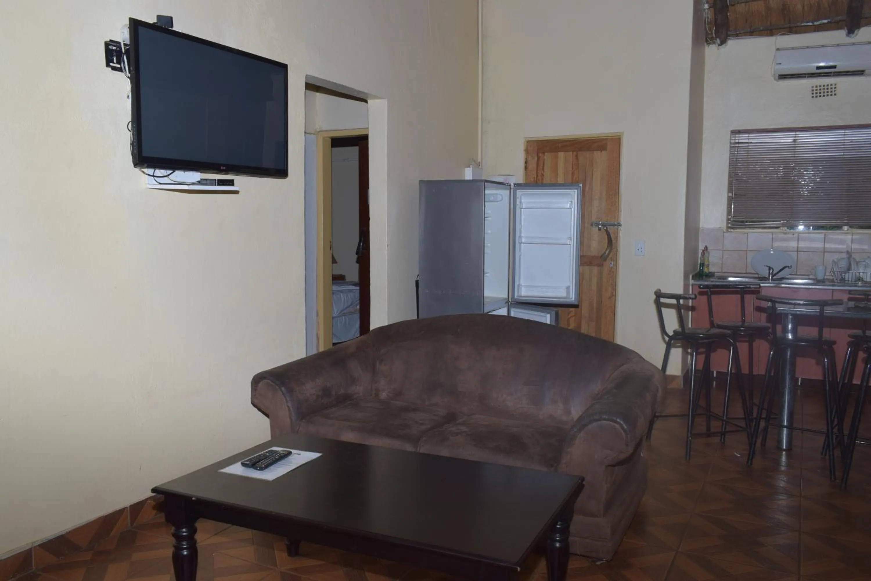 TV and multimedia in Copacopa Lodge and Conference Centre