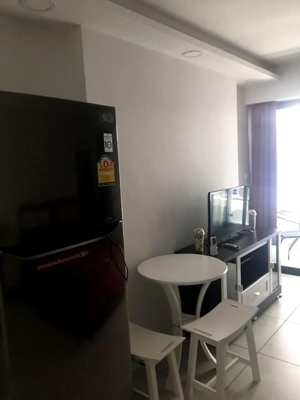Kitchen or kitchenette in Tropical Garden Studio