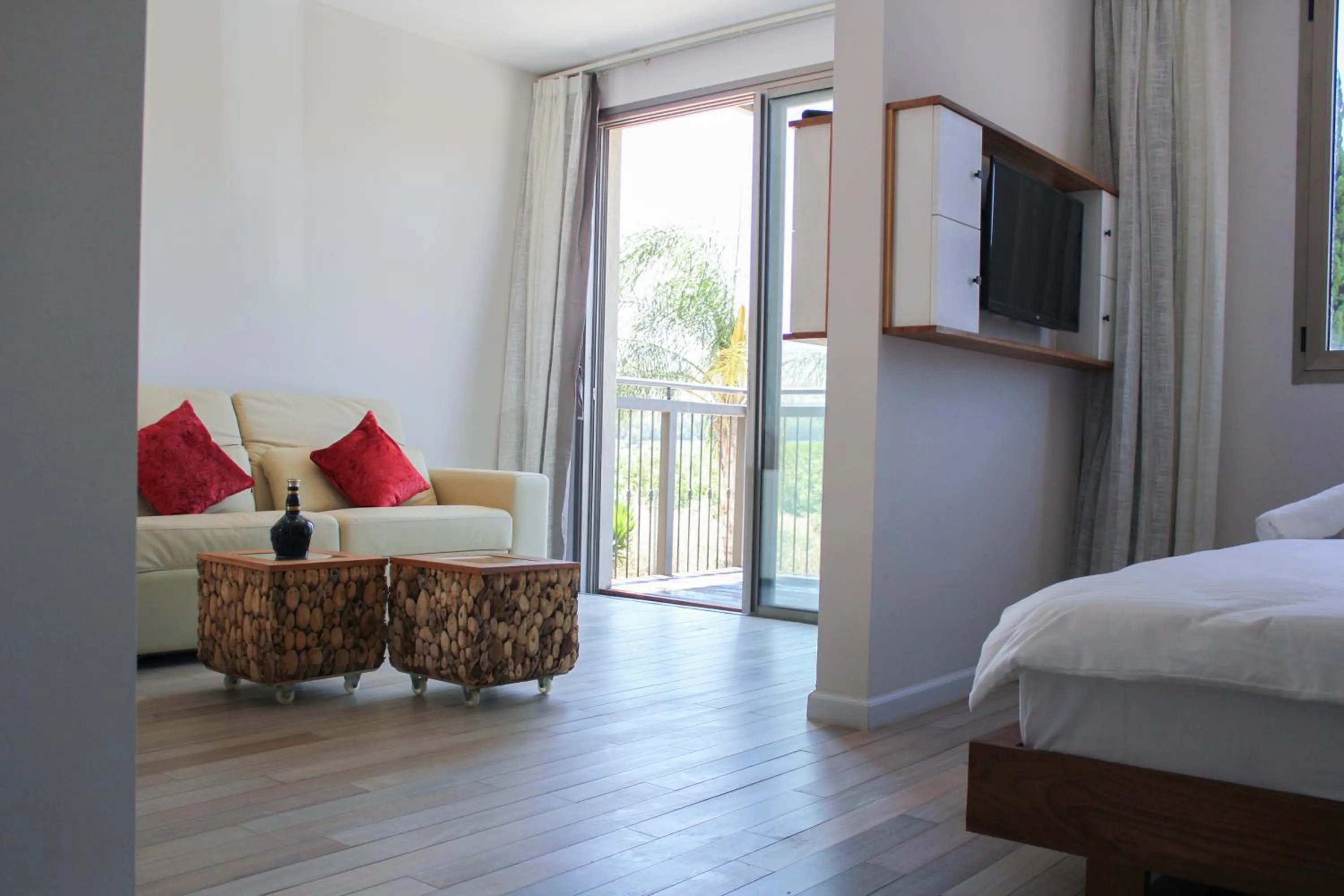 Photo of the whole room, Bed in Yarden Estate Hotel