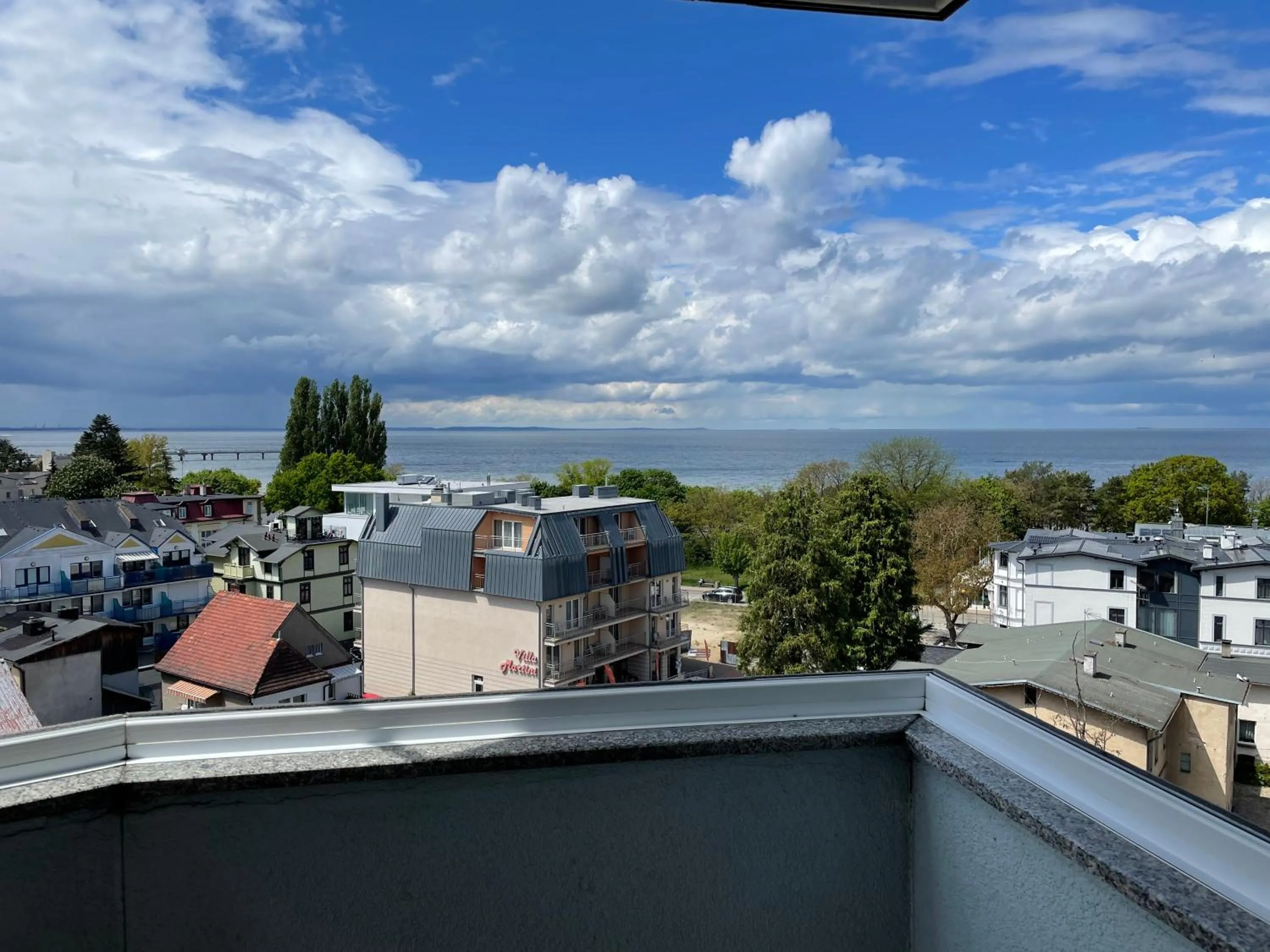 Wolin-Travel Fala apartamenty z widokiem na morze