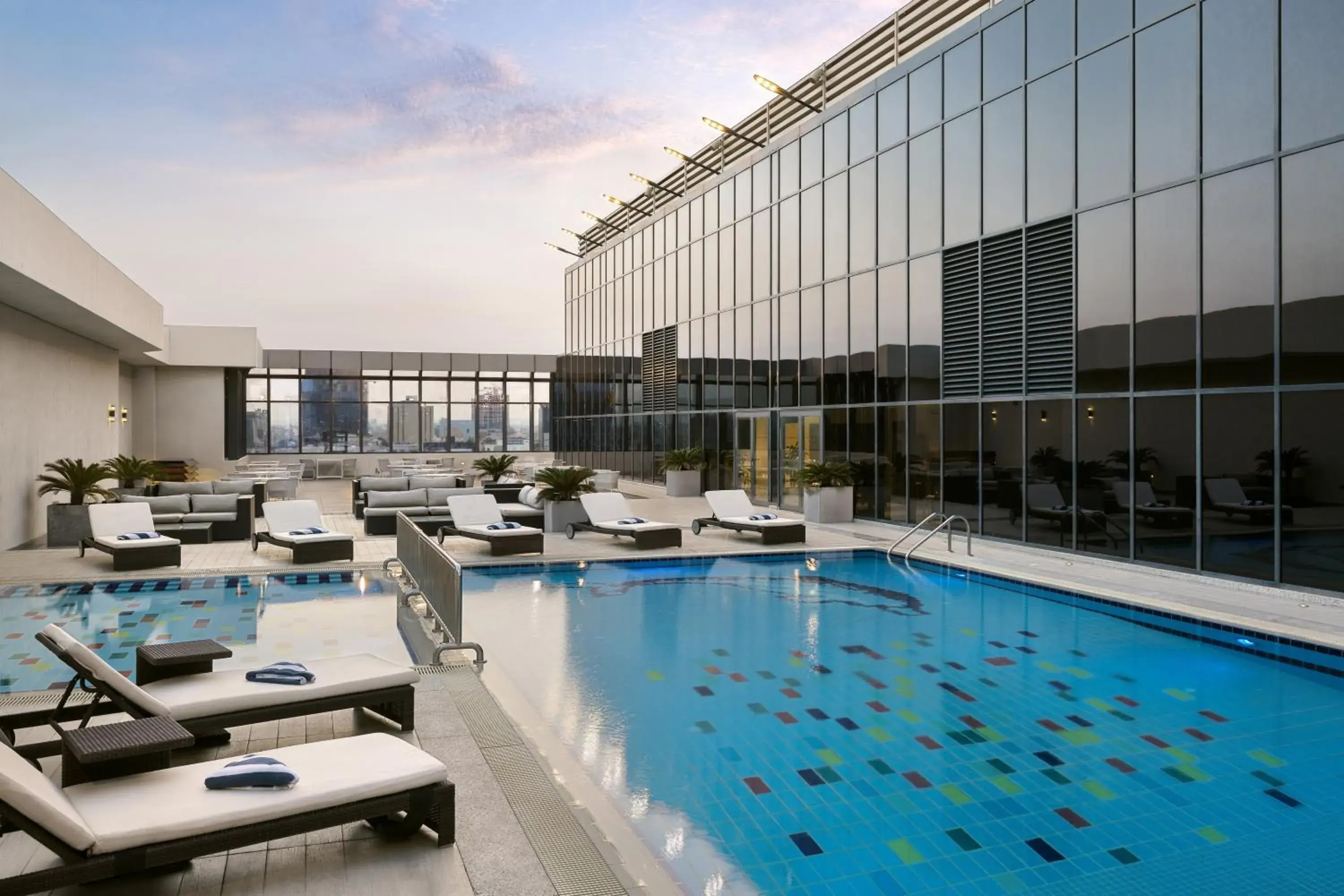 Swimming pool in The Hotel Galleria Jeddah, Curio Collection by Hilton Swimming pool in The Hotel Galleria Jeddah, Curio Collection by Hilton