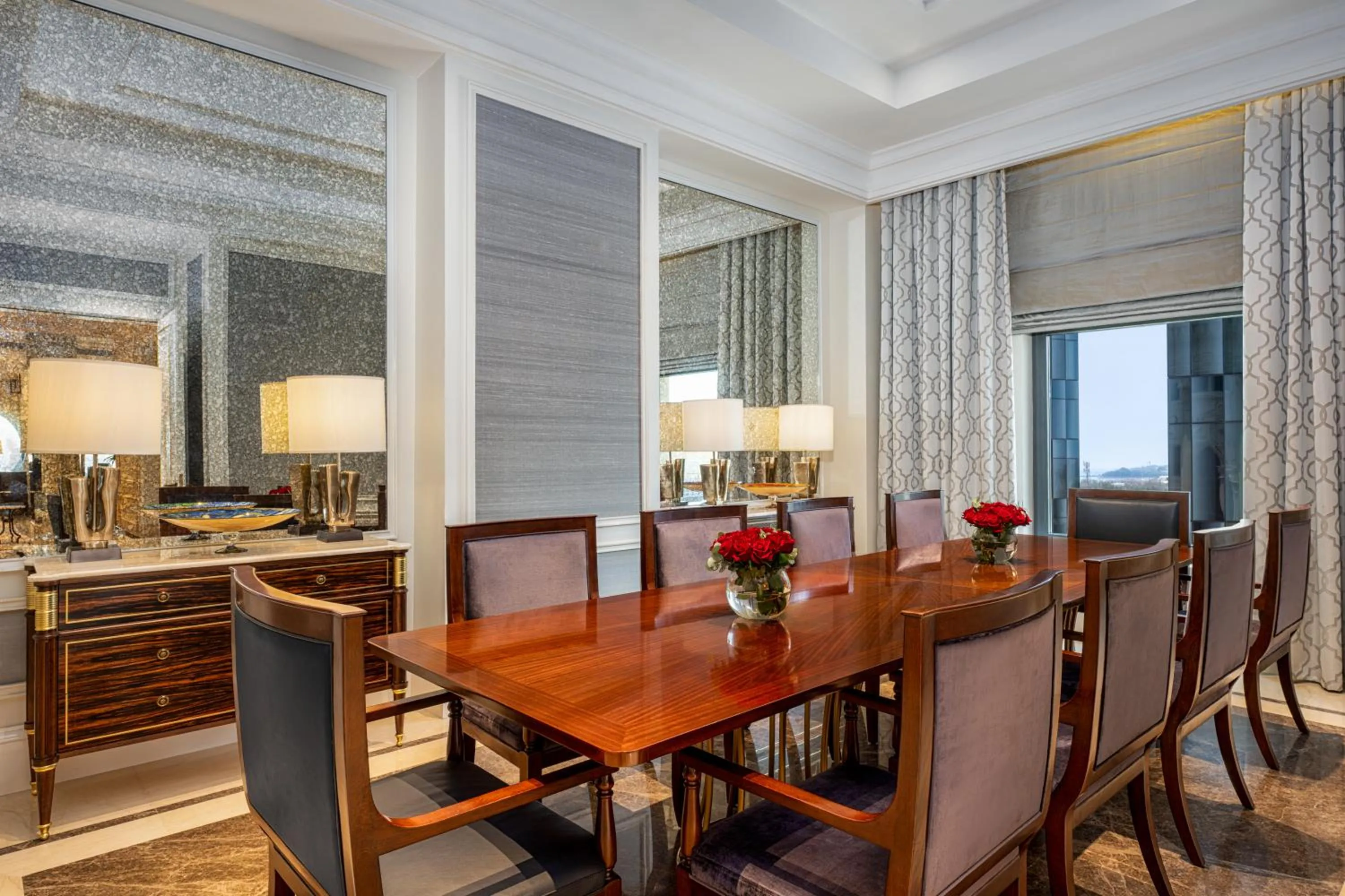 Dining area in The Hotel Galleria Jeddah, Curio Collection by Hilton