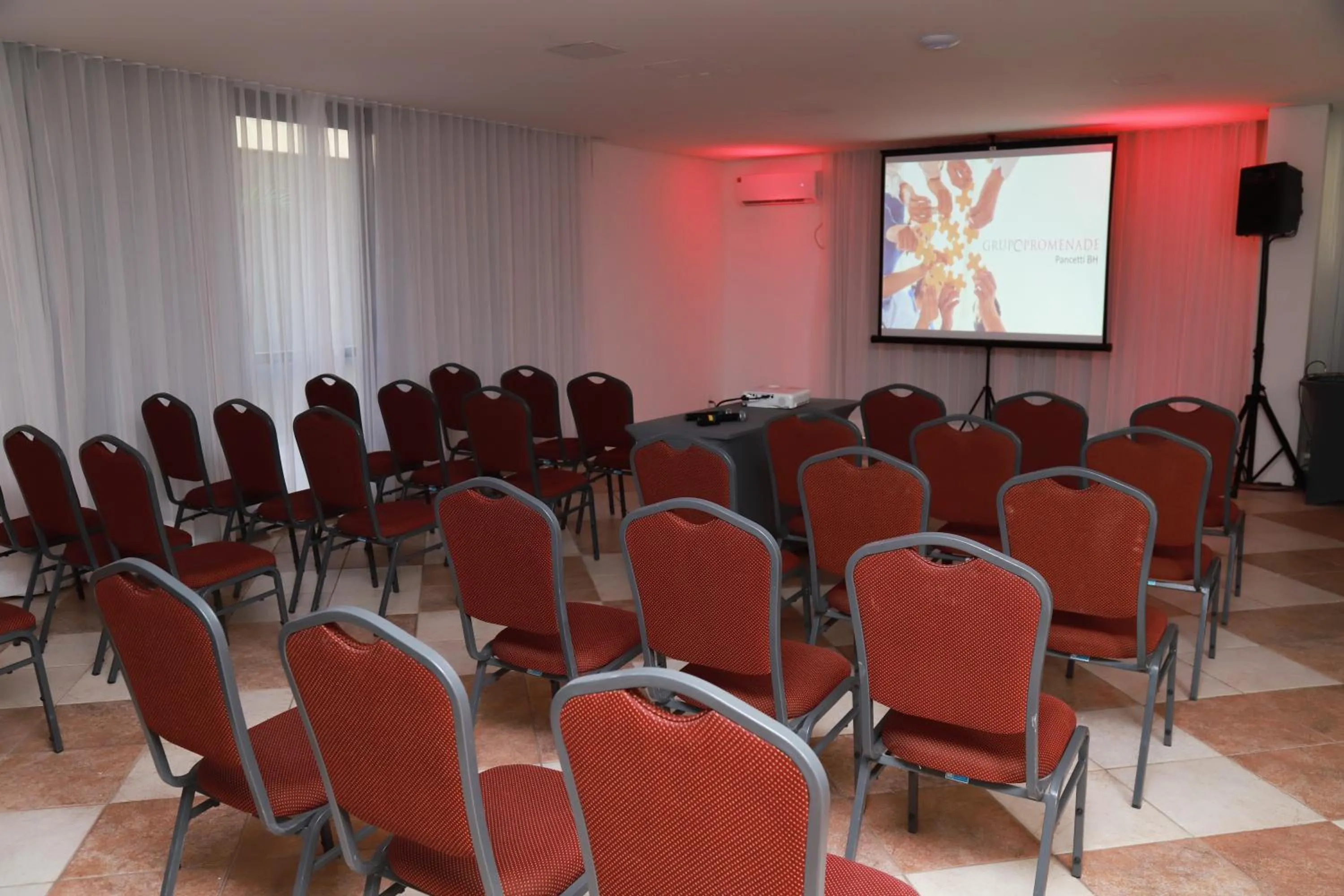 Meeting/conference room in Promenade Pancetti Belo Horizonte