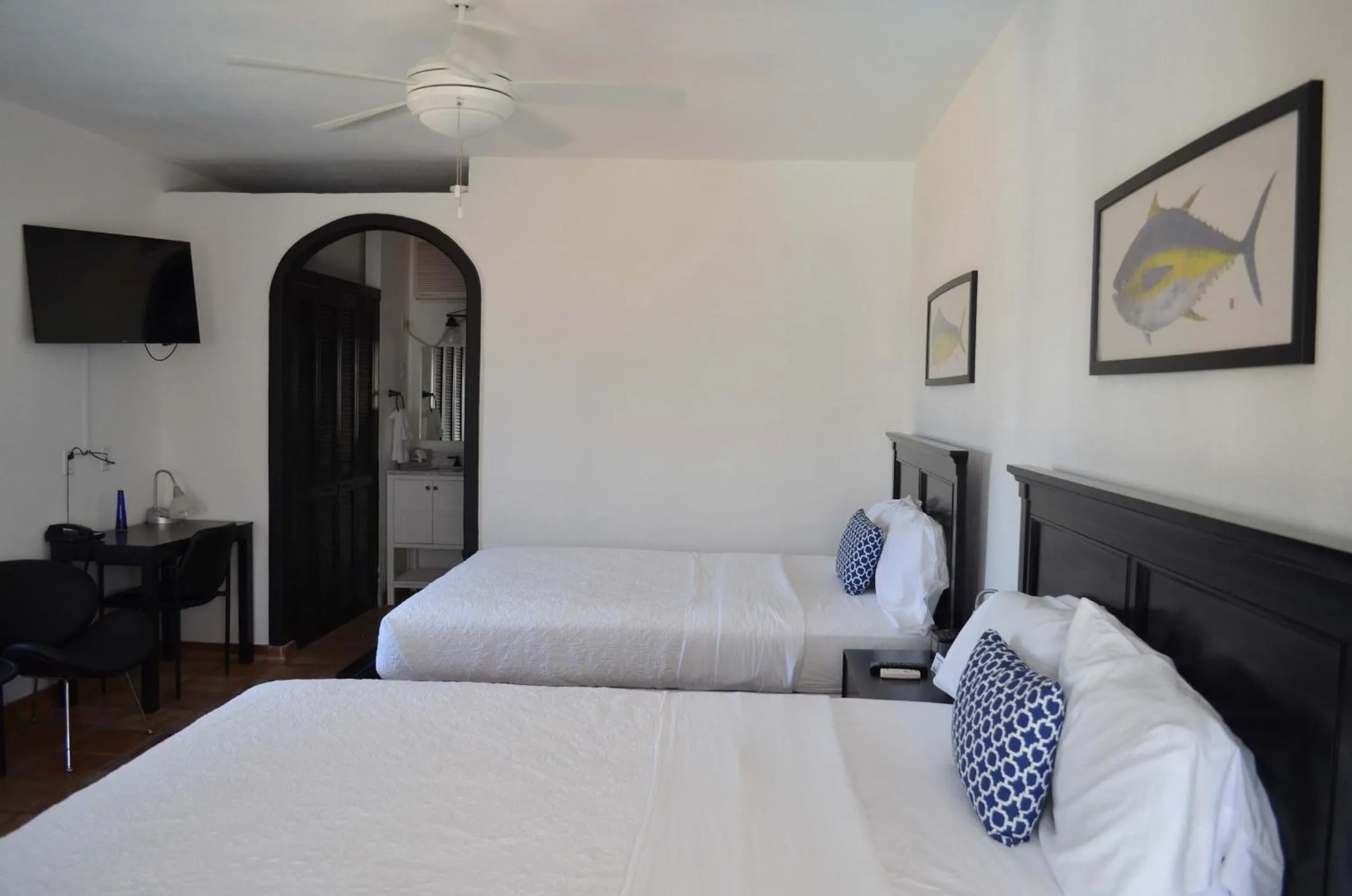 Bed in La Marina Inn