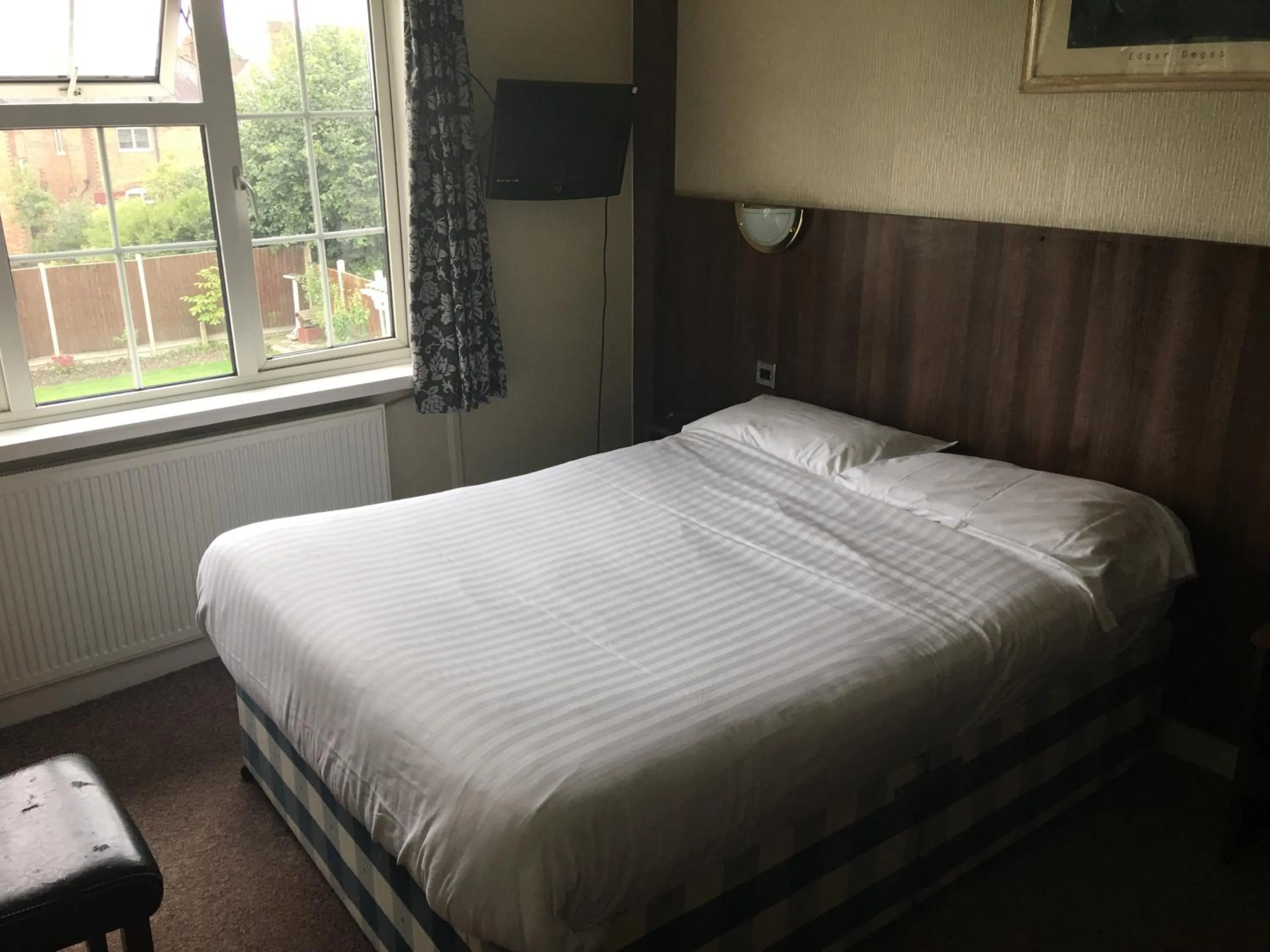 Bed in South Fork Guest House