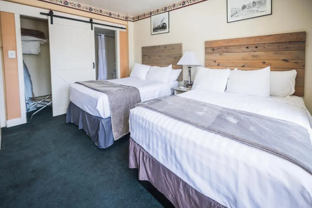 Bed in Hotel Nevada & Gambling Hall