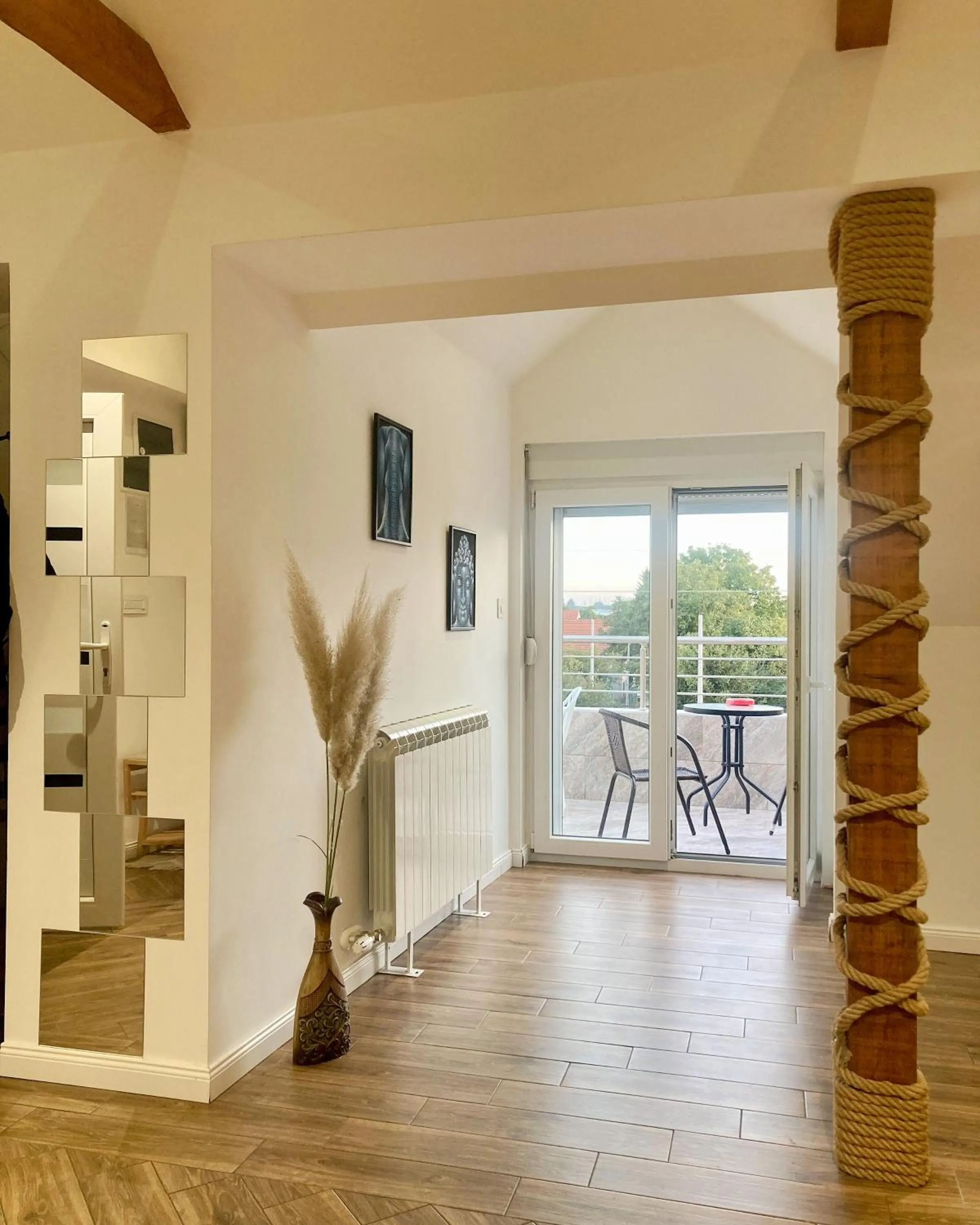 Apartment Milos