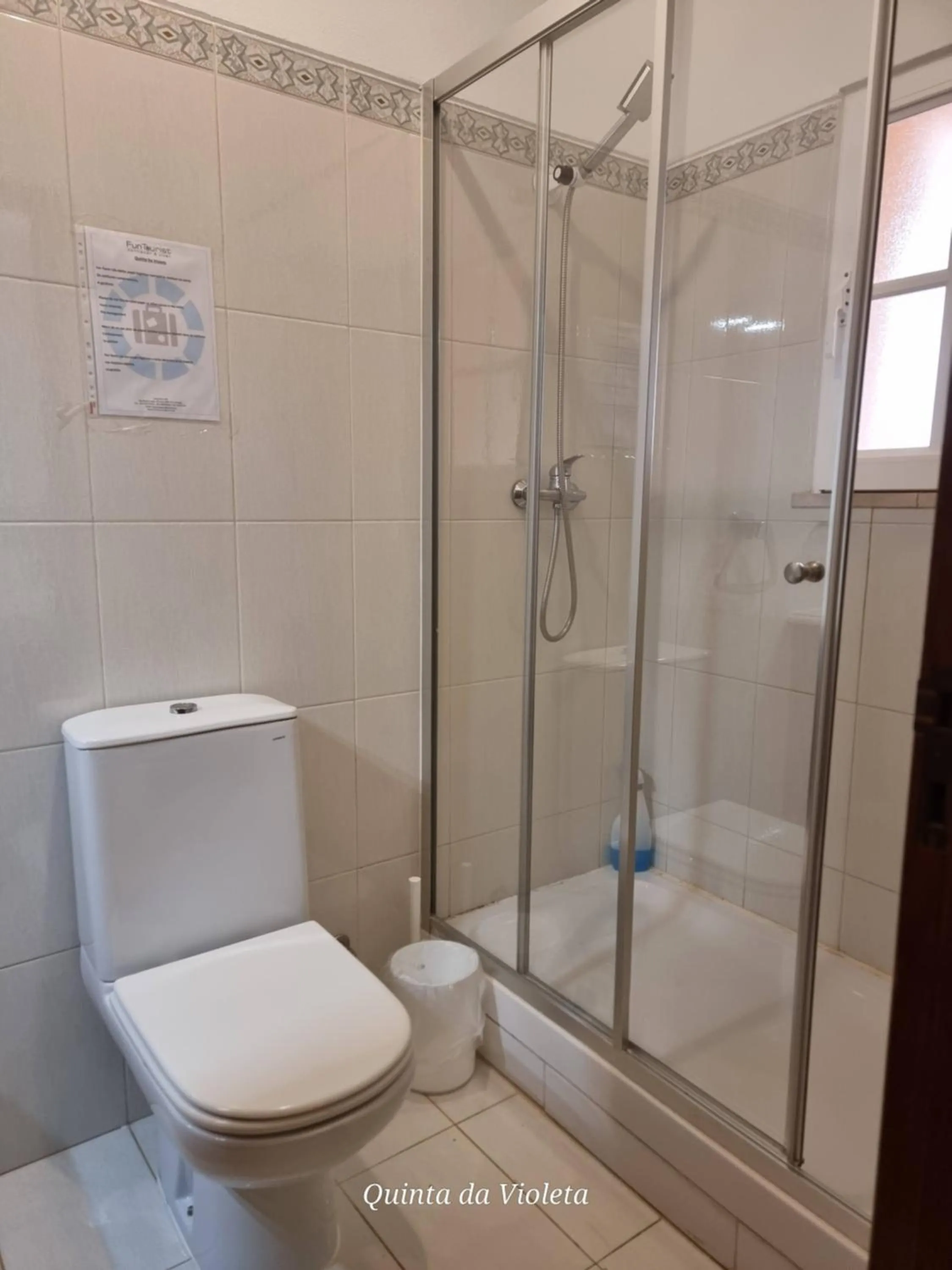 Shower in Villa Quinta da Violeta