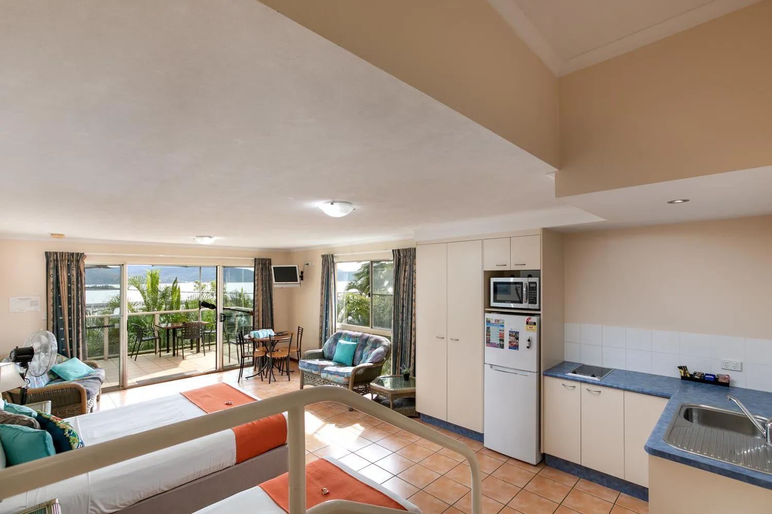 Photo of the whole room in Sunlit Waters Studio Apartments