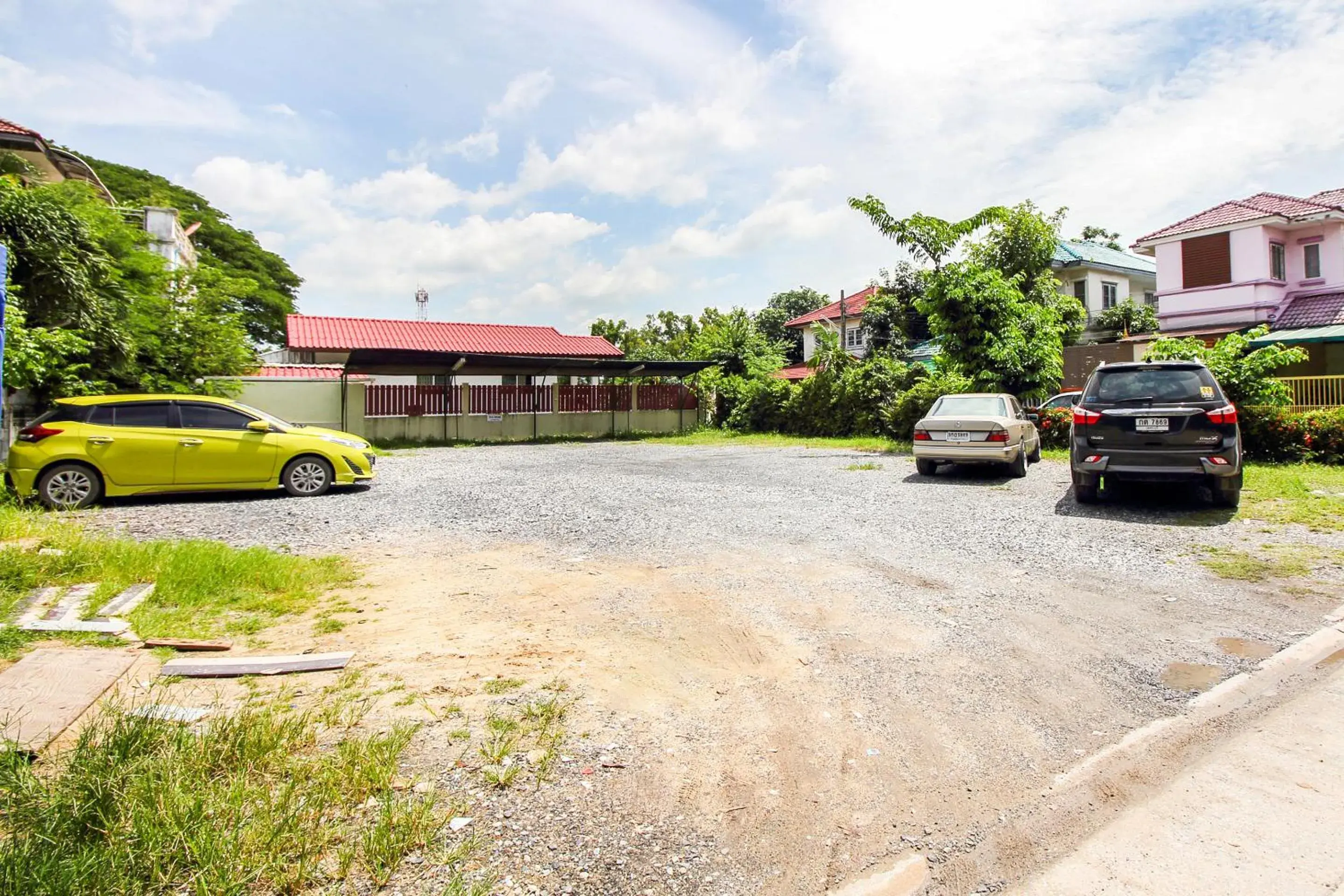 Property building in Kailub Rooms Hotel Property building in Kailub Rooms Hotel