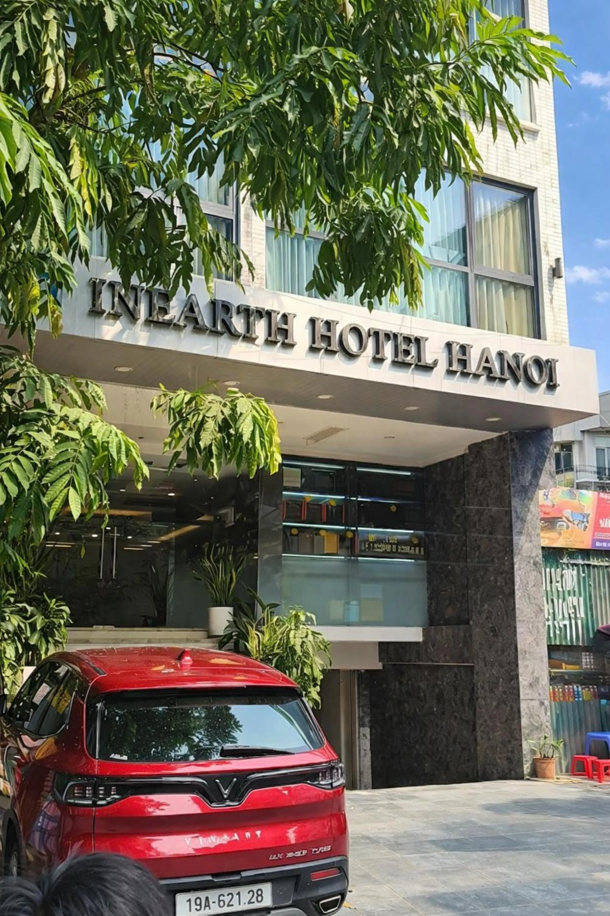 Property building in Inearth Hotel - 华夏商务酒店
