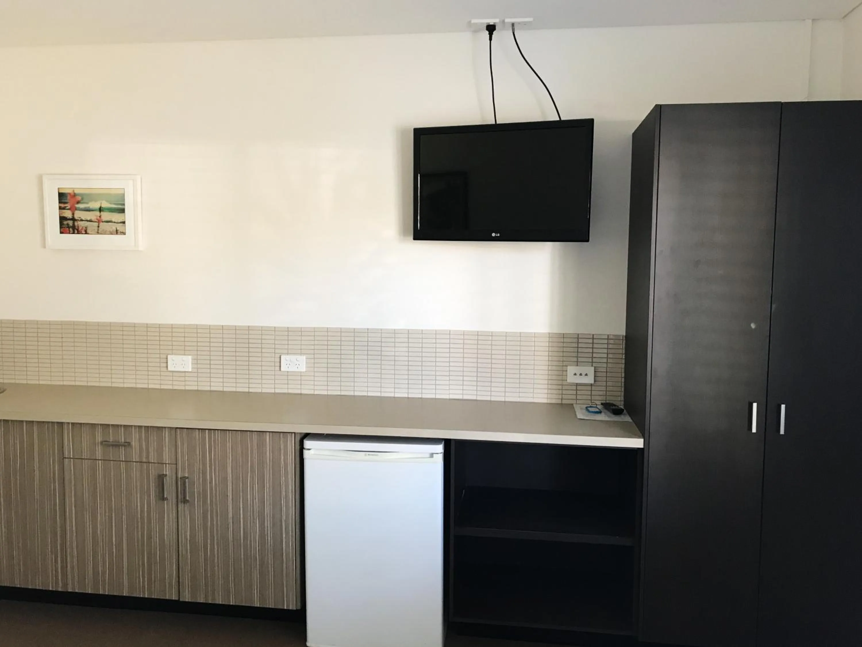 Kitchen or kitchenette in Thirroul Beach Motel