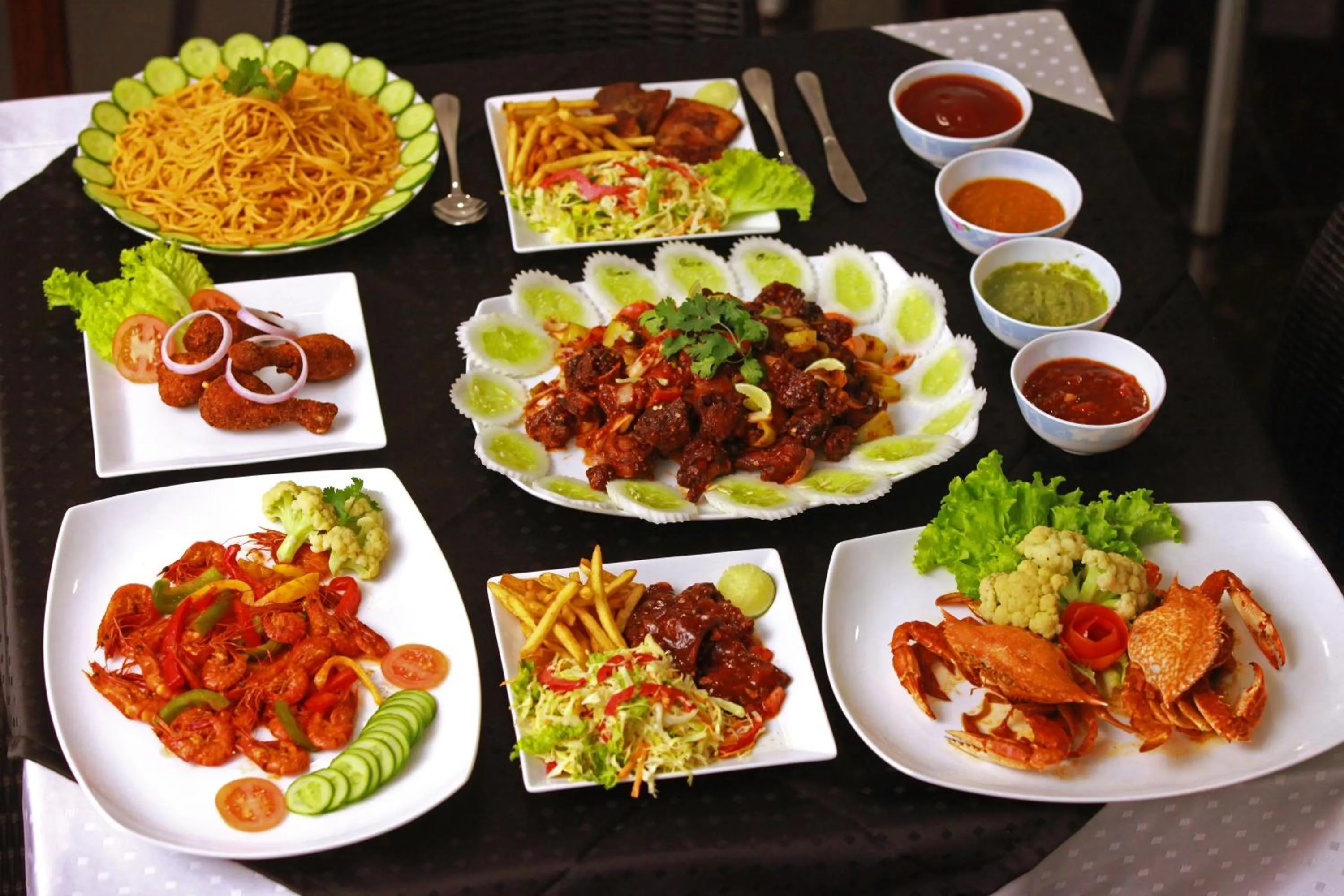 Restaurant/places to eat in Lavenro Hotel & Resort