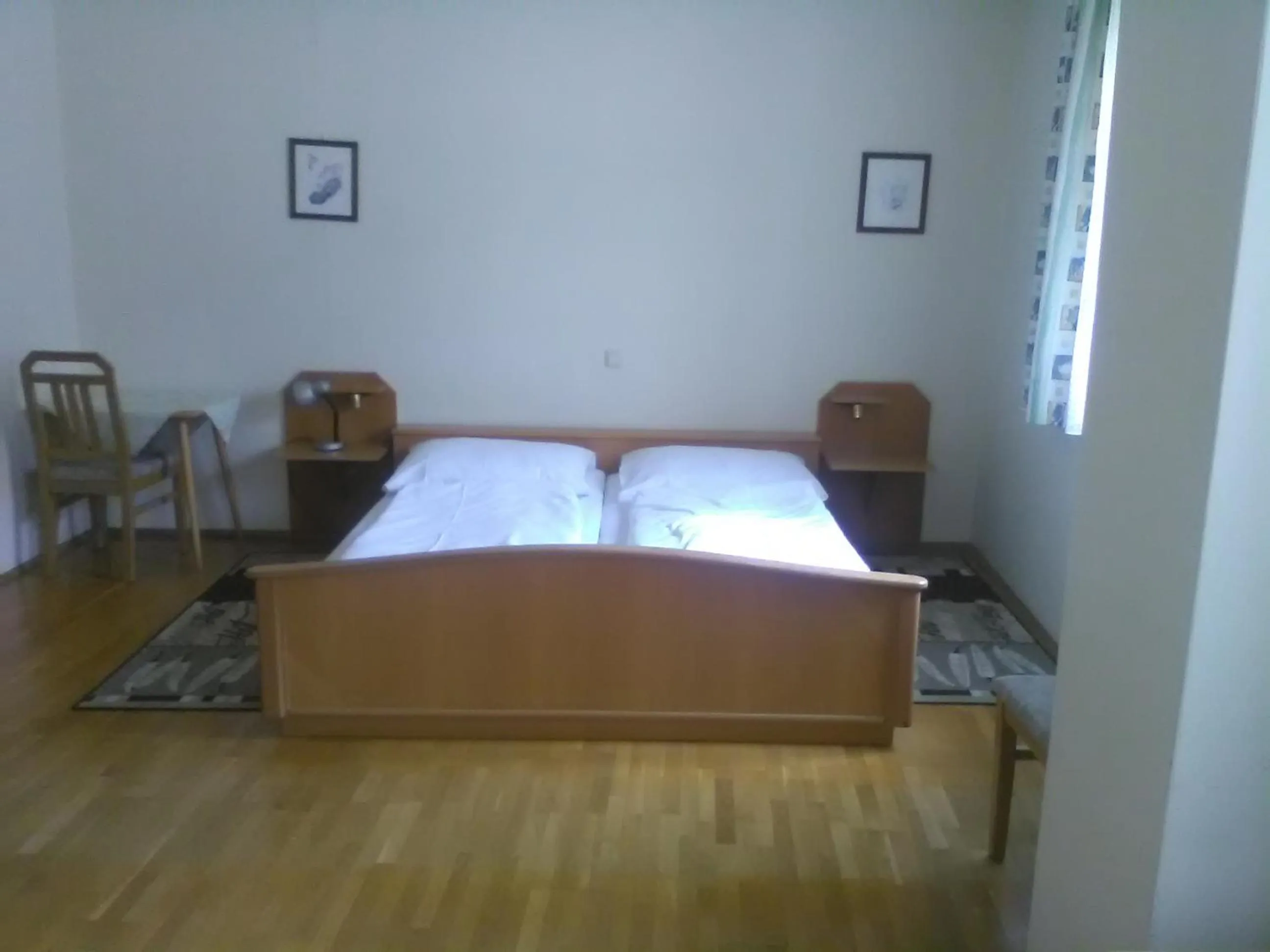 Bed in Gasthof Schatzl