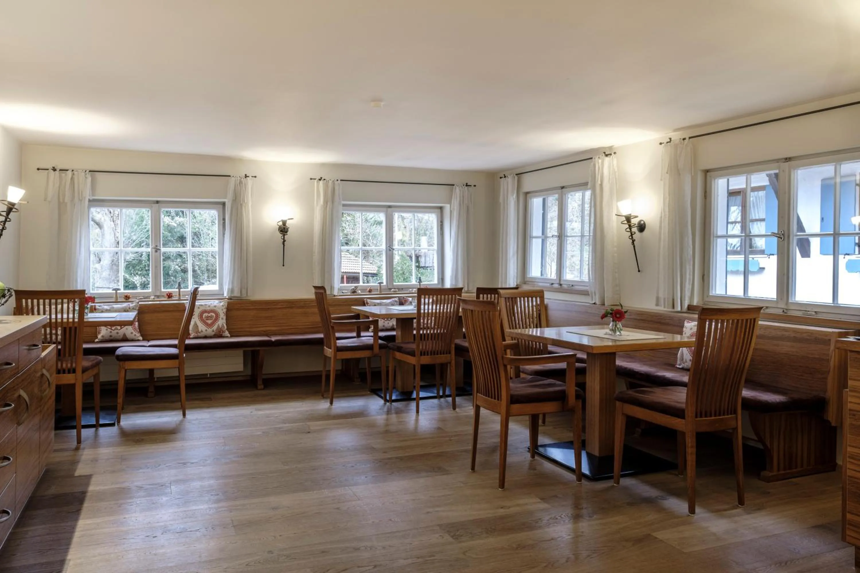 Communal lounge/ TV room in Hotel Bad Rain mit Oberstaufen PlusGolf