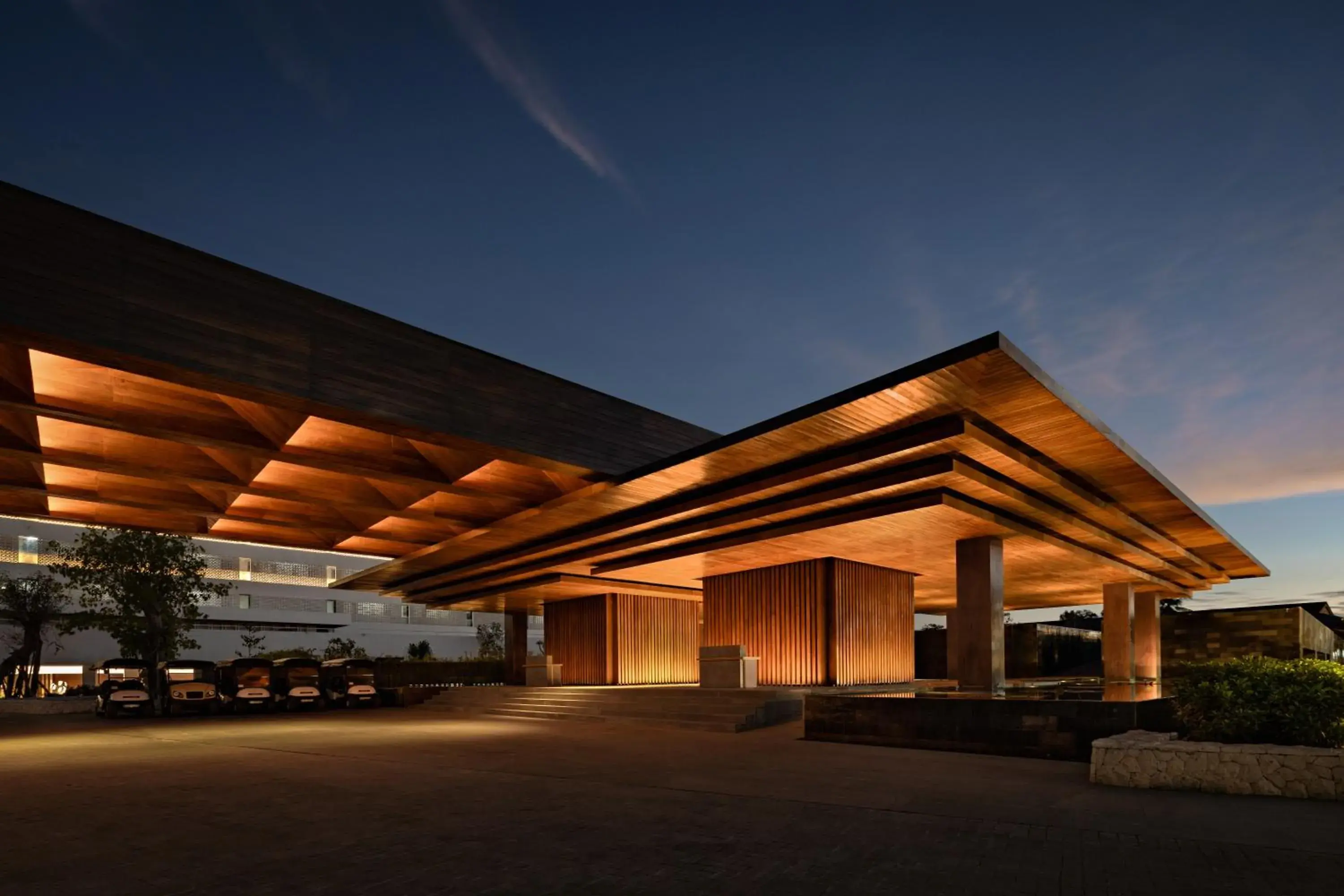 Facade/entrance in The Meru Sanur Facade/entrance in The Meru Sanur