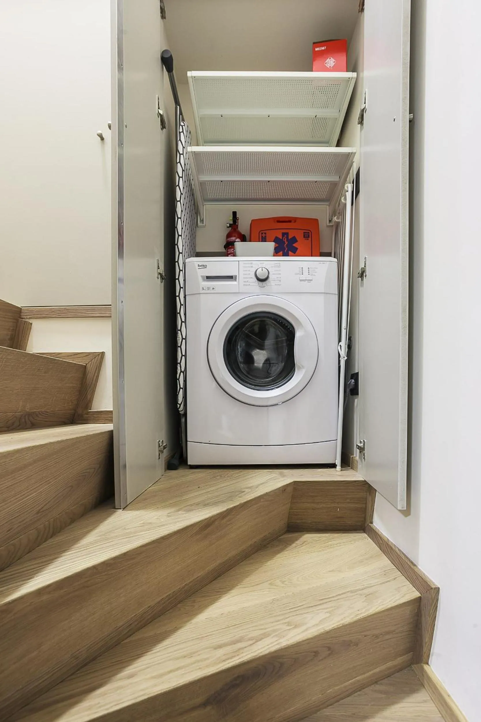 washing machine in Residence Rizzoli-Suites Apartments