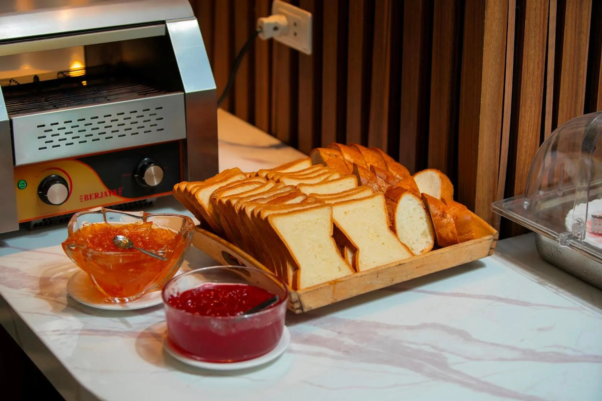 Hanoi Ping Luxury Hotel