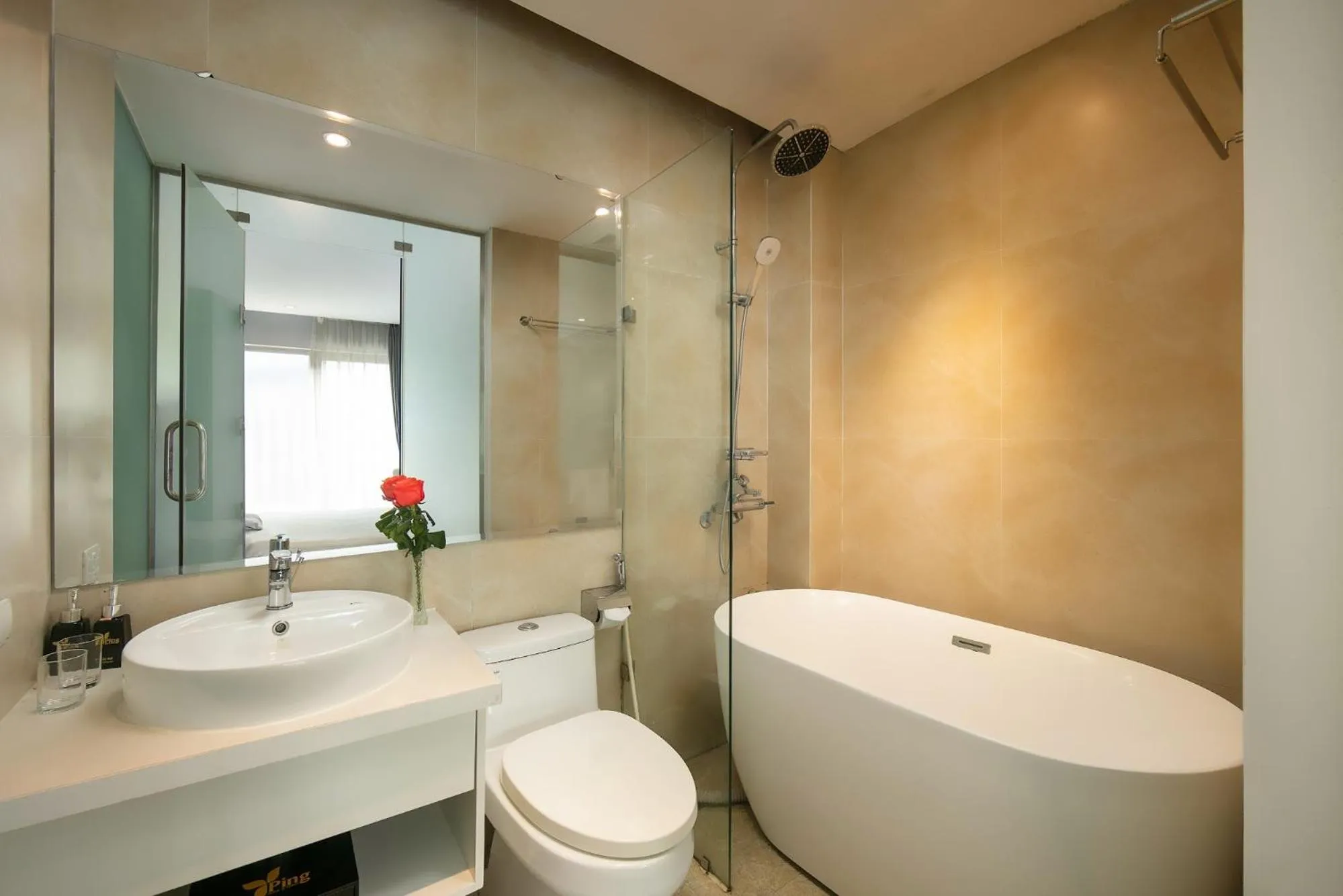 Hanoi Ping Luxury Hotel