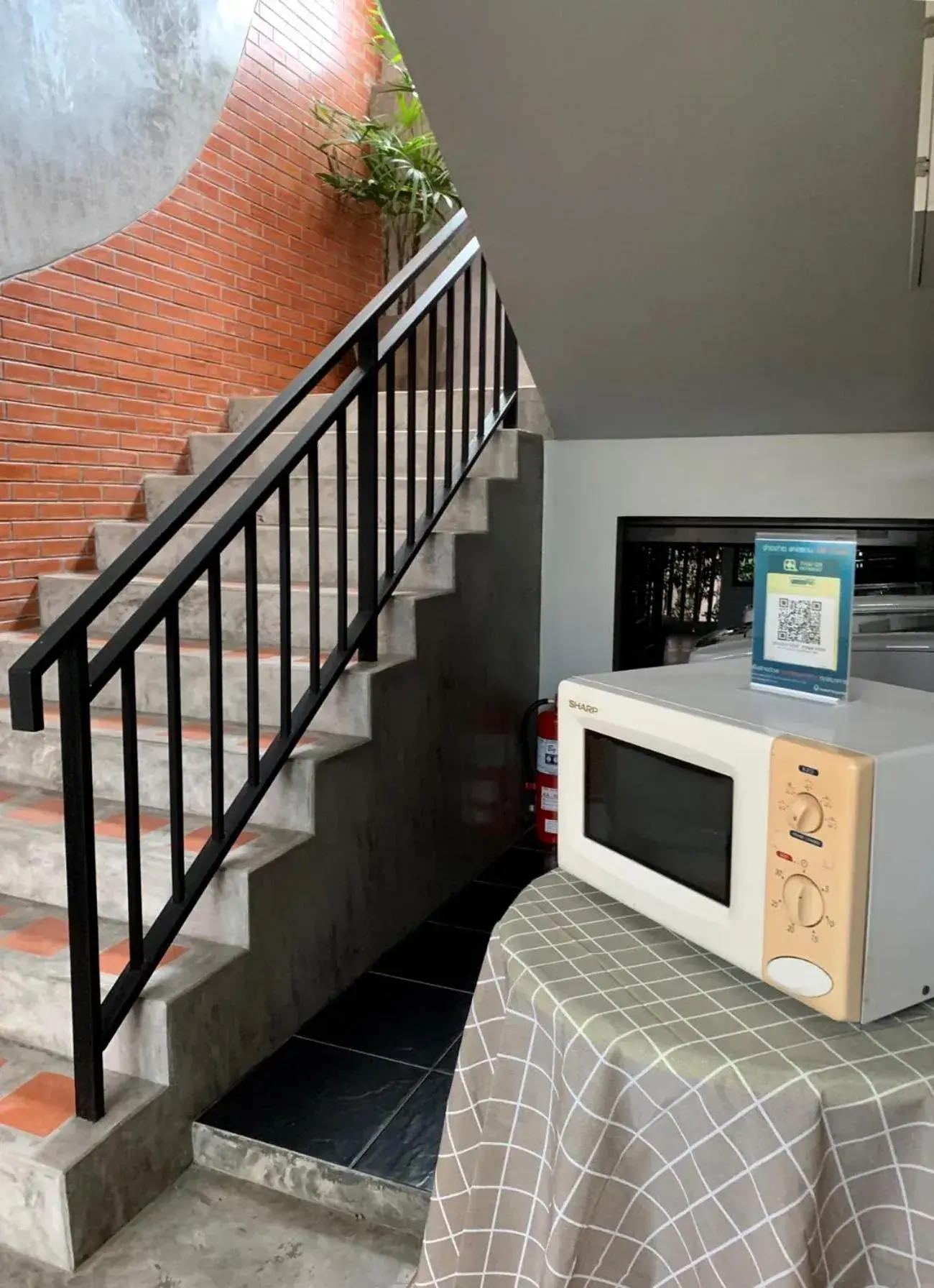 Property building in Isayarada Apartment Property building in Isayarada Apartment