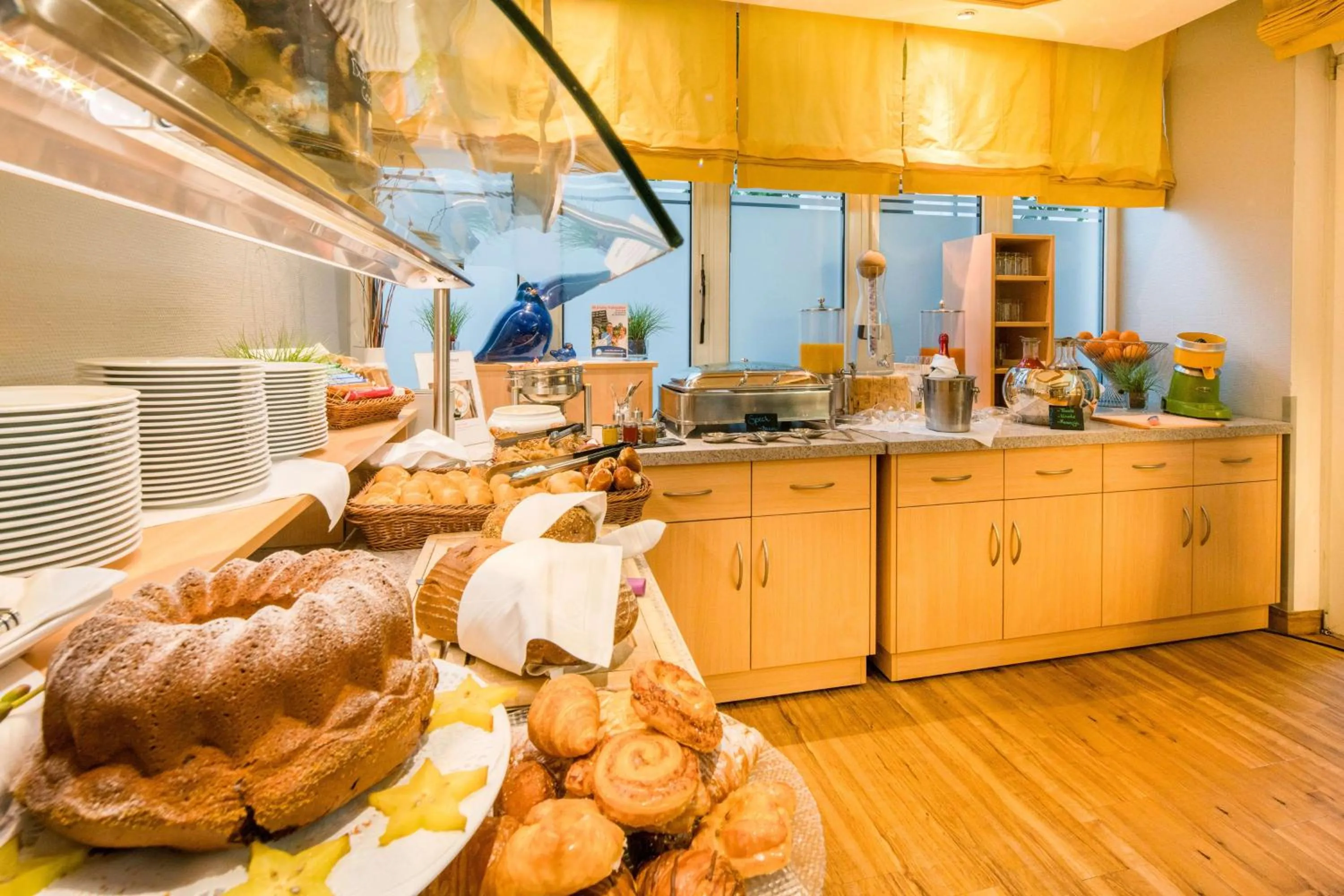 Breakfast in Best Western Plus Parkhotel Erding