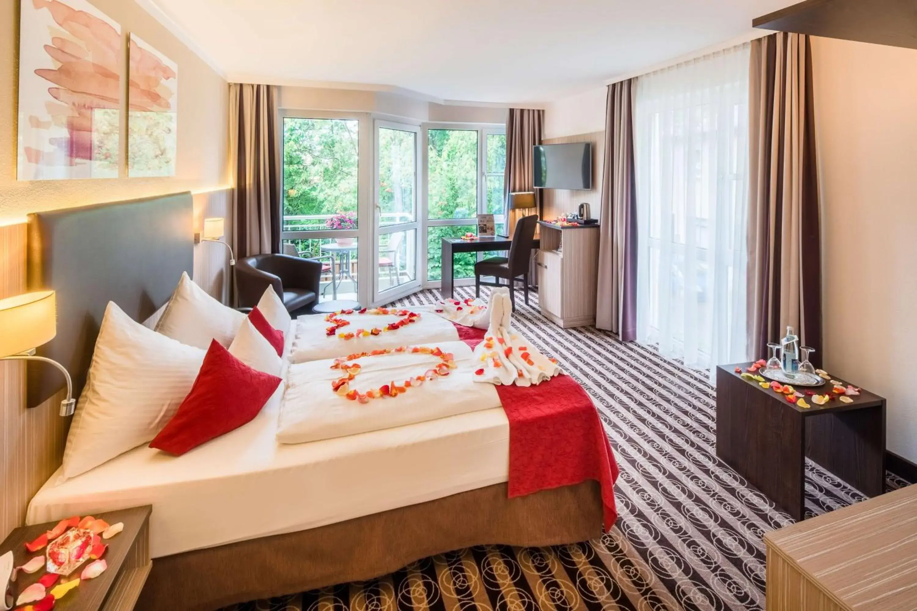 Bedroom, Bed in Best Western Plus Parkhotel Erding Bedroom, Bed in Best Western Plus Parkhotel Erding