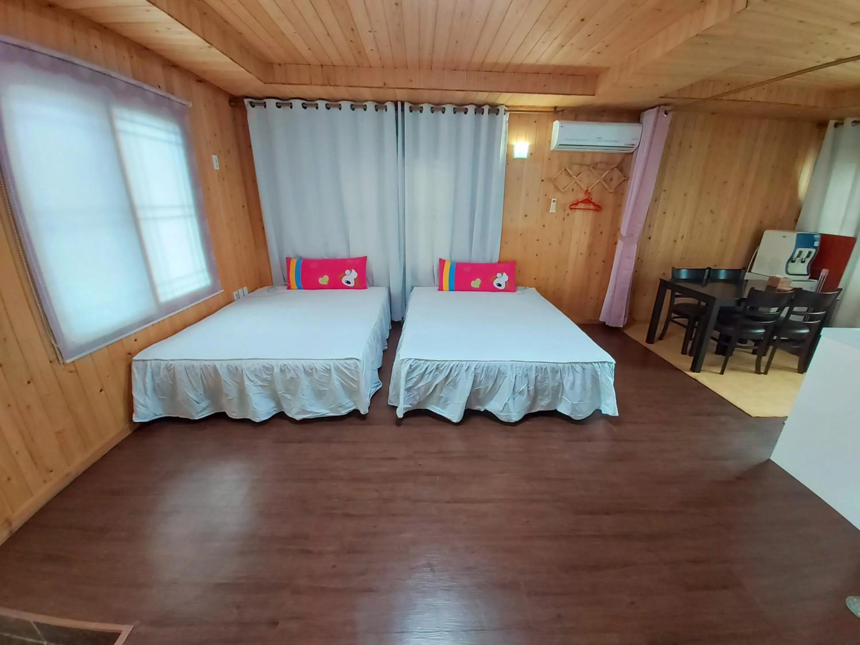 Bed in Feeling Good House