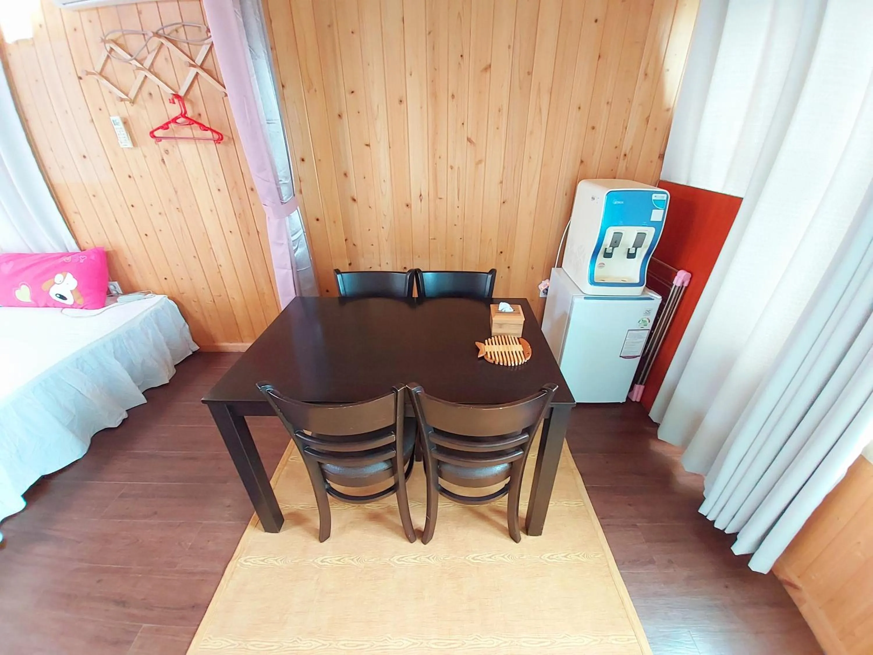 Bed in Feeling Good House