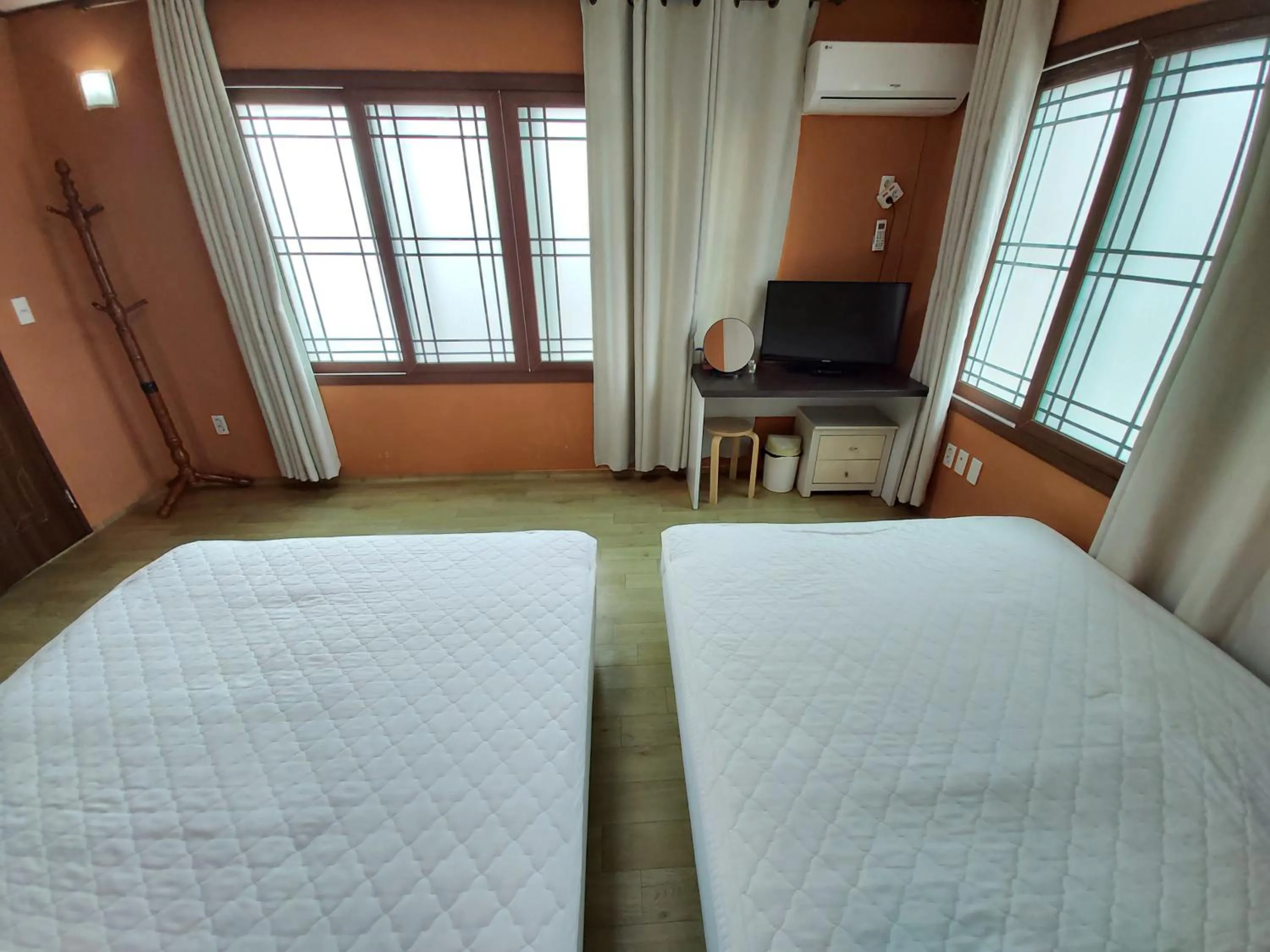 Bed in Feeling Good House