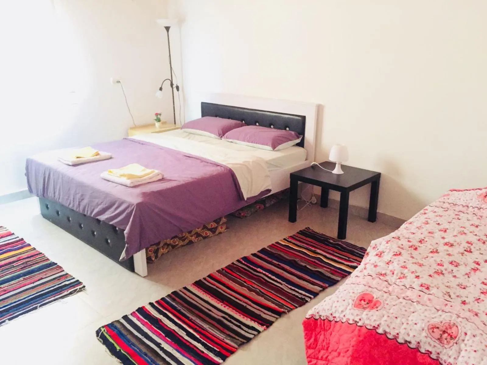 Bed in Khan Alsira - חאן אלסרה