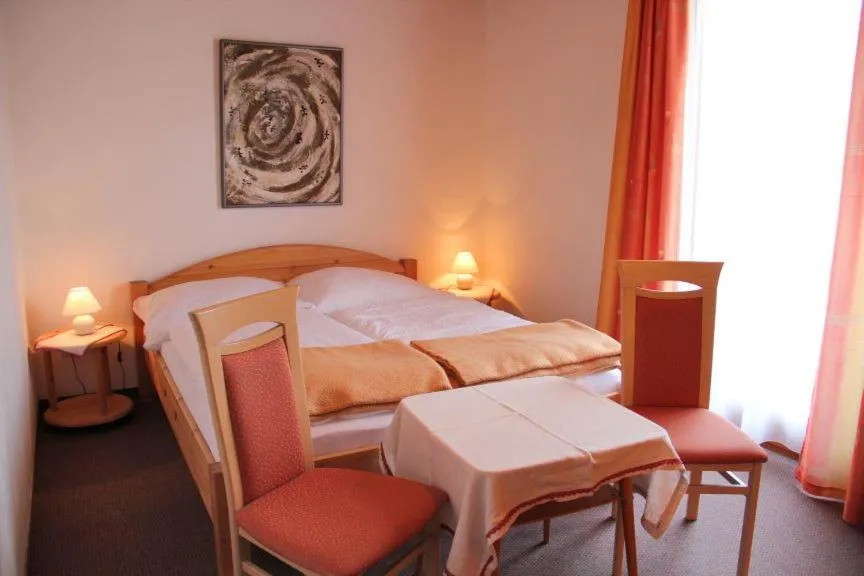 Bed in Pension Duregger