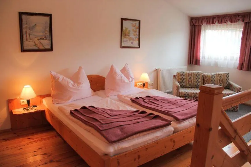 Bed in Pension Duregger
