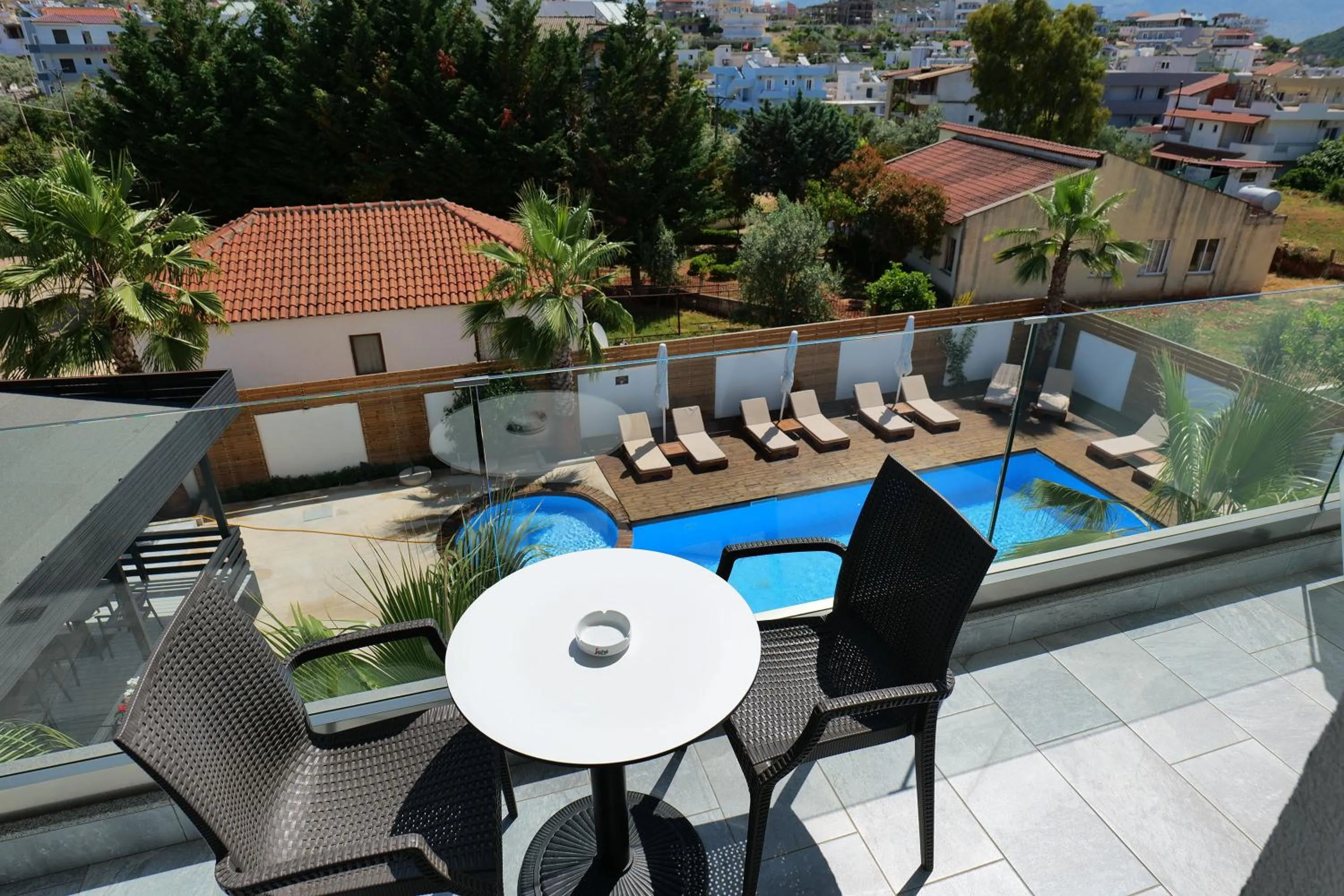 Pool view in Kuburi Hotel